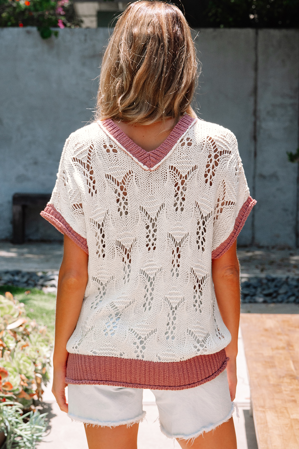 Delicacy Embroidered Flowers Colorblock Edge Hollowed Sweater
