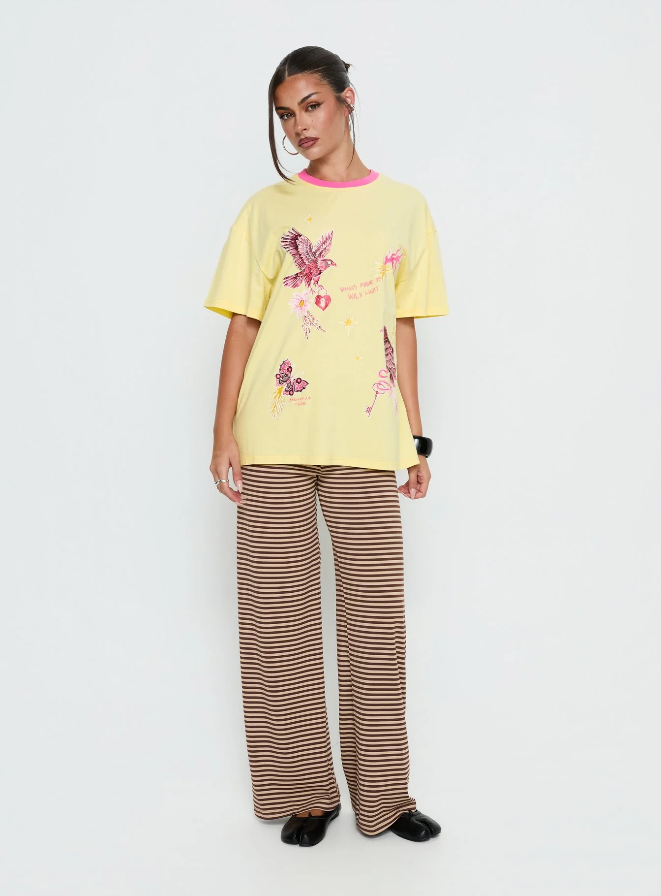 Wild Light Oversized Graphic Tee Yellow / Pink