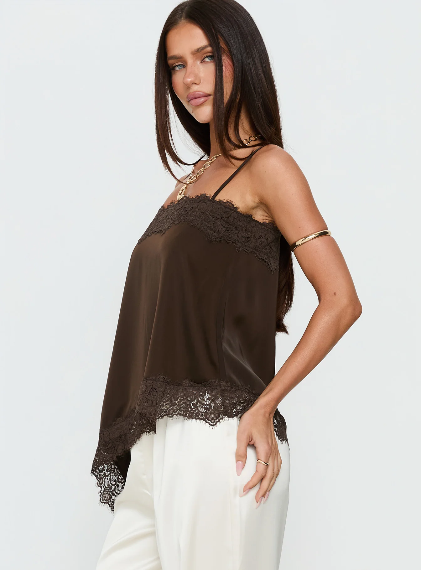 Daesa Longline Lace Top Brown