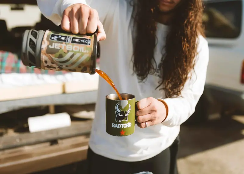 Jetboil Flash Cooking System – szybkowar dla turystów z wbudowanym garnkiem i pokrywką