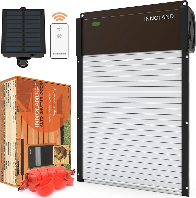 Automatyczne drzwi do kurnika INNOLAND zasilane energią słoneczną, aluminiowa rama z lekką roletą AES, czujnik światła, programowalny timer dzienny, pilot zdalnego sterowania