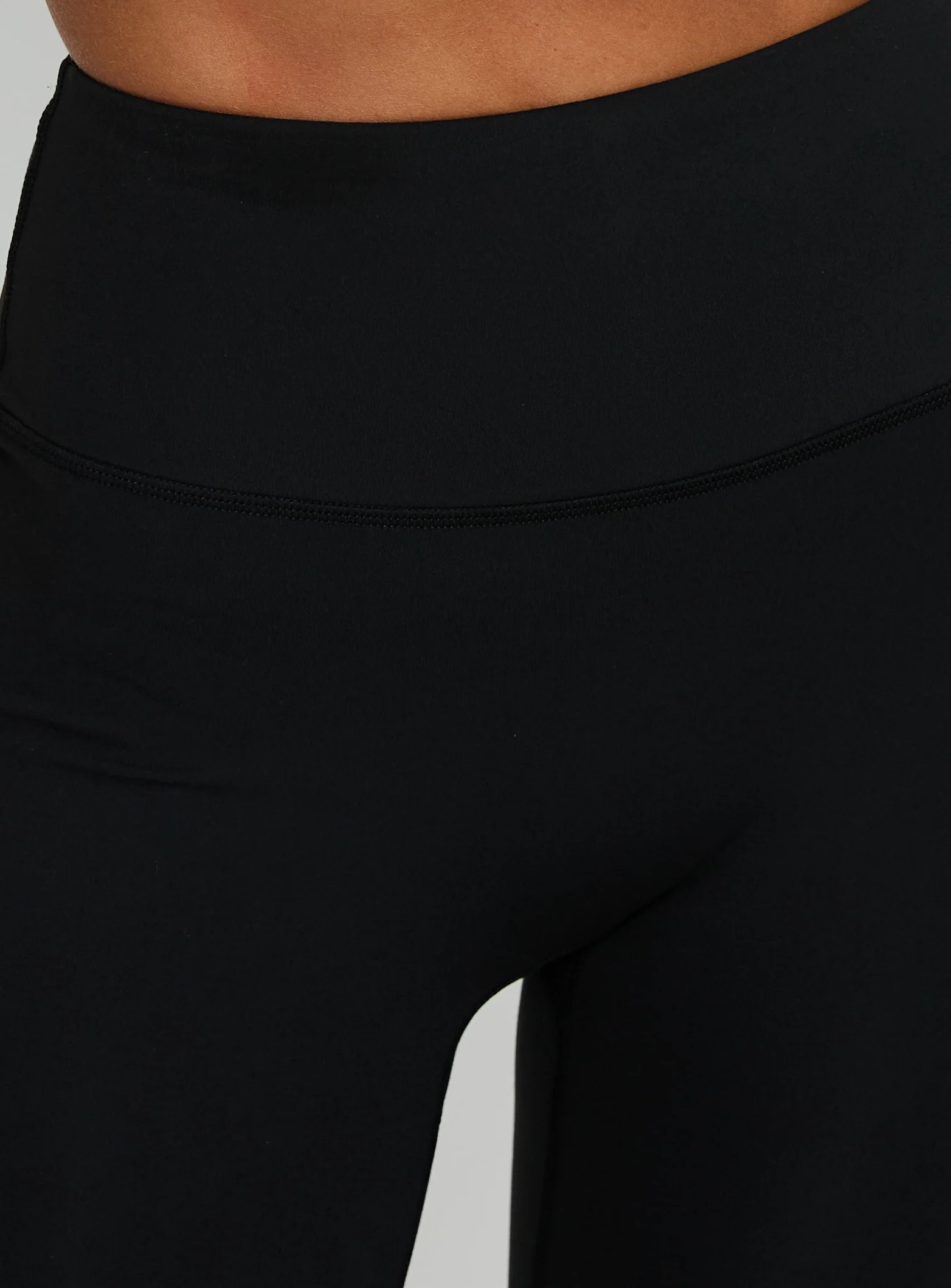 Stride Active Invisible Scrunch Leggings Black