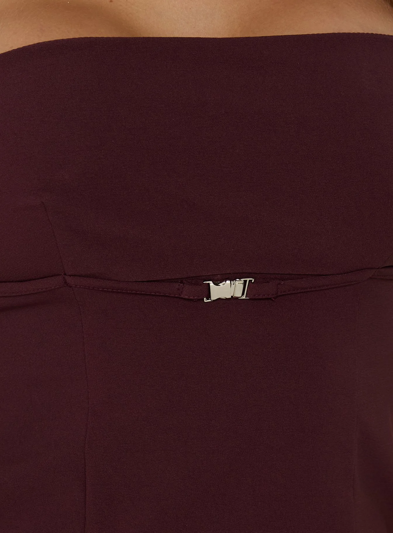 Flounce Strapless Top Plum