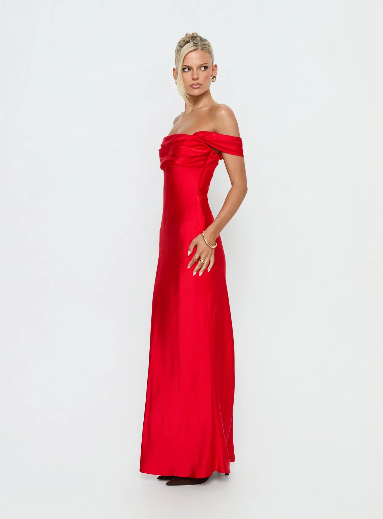 Azura Off The Shoulder Maxi Dress Red