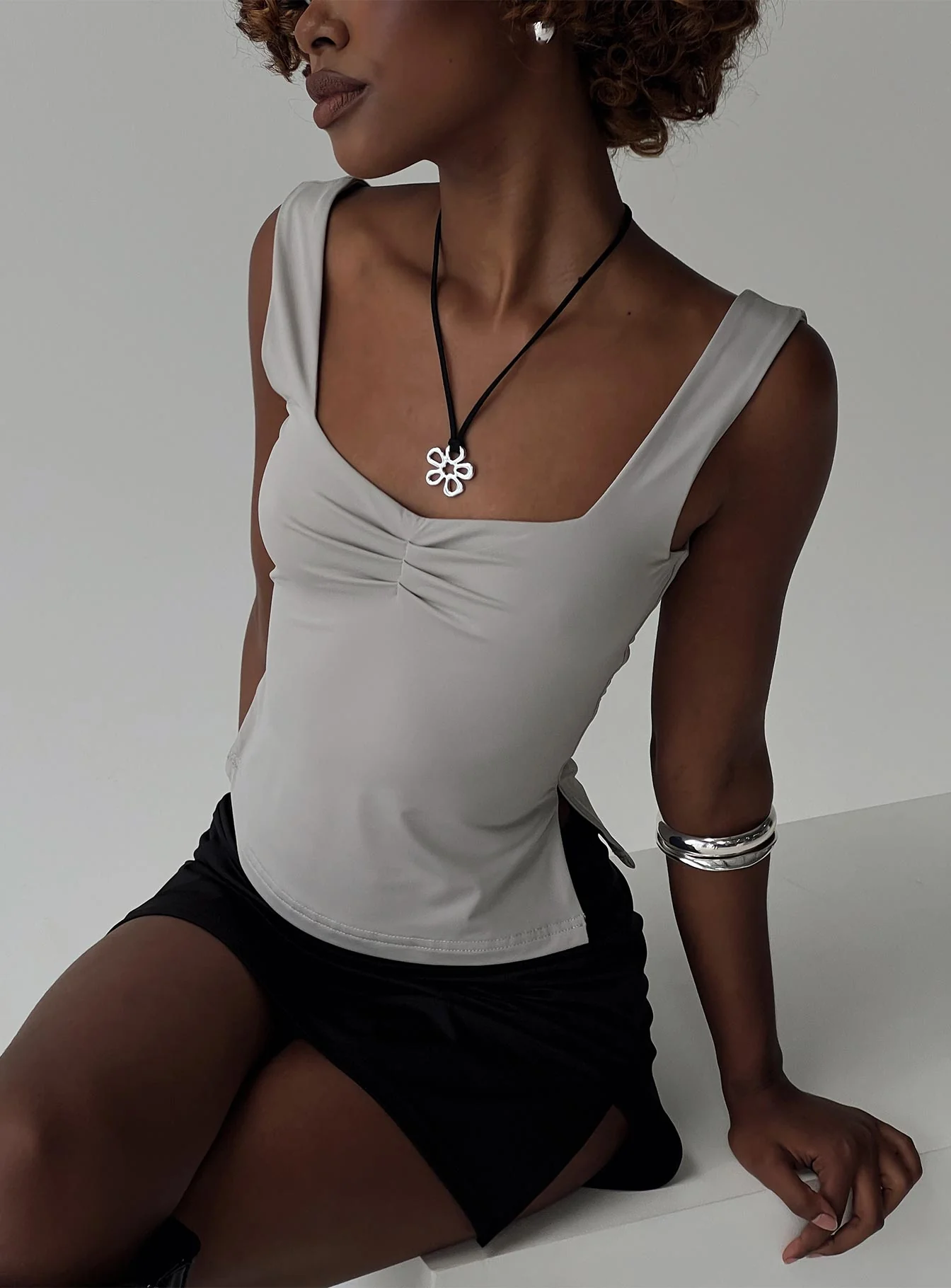 Rehna Top Grey