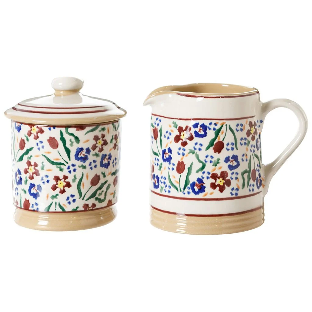Lidded Sugar Bowl and Small Cylinder Jug