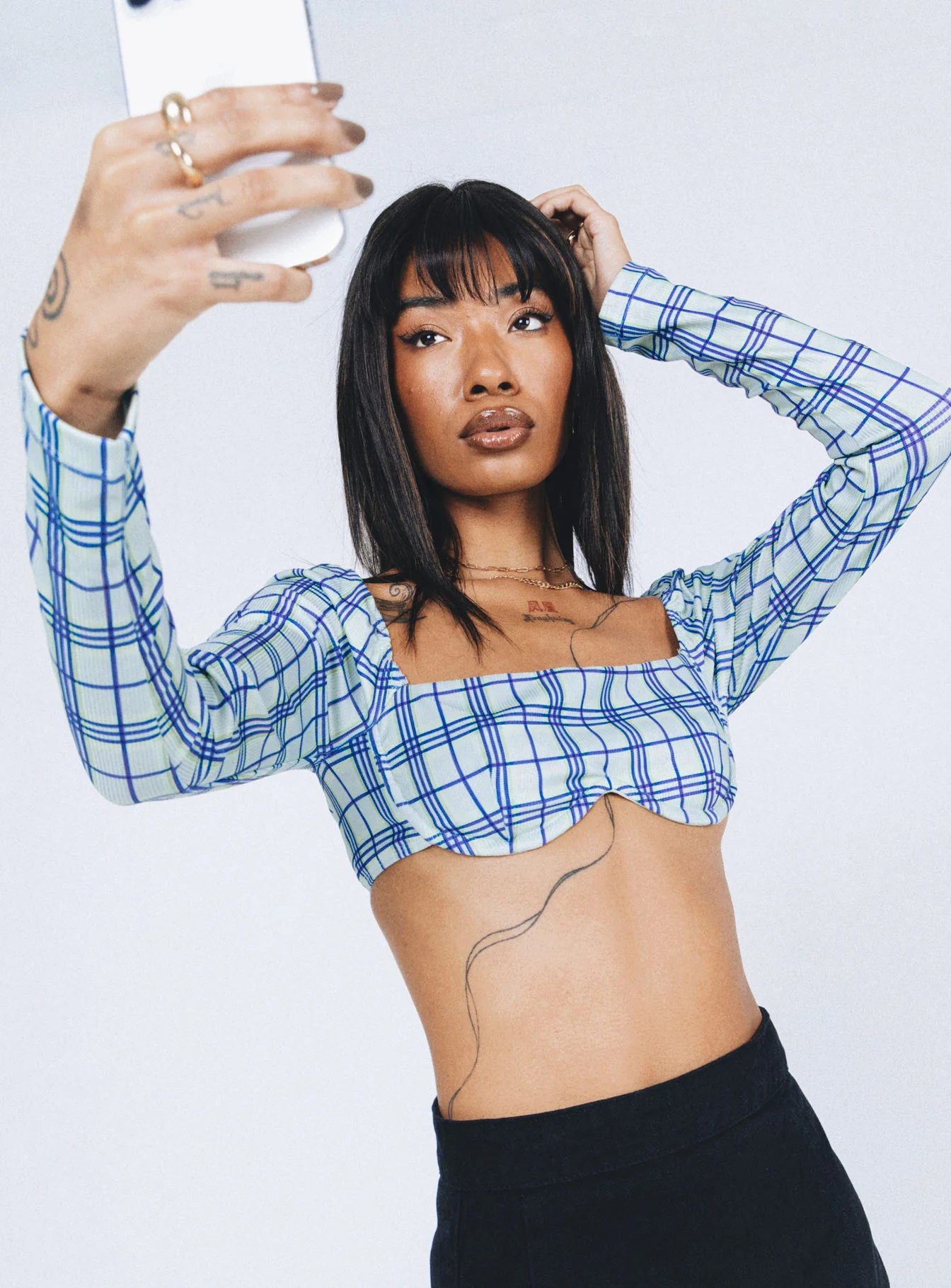 swatches-becca-long-sleeve-crop-top
