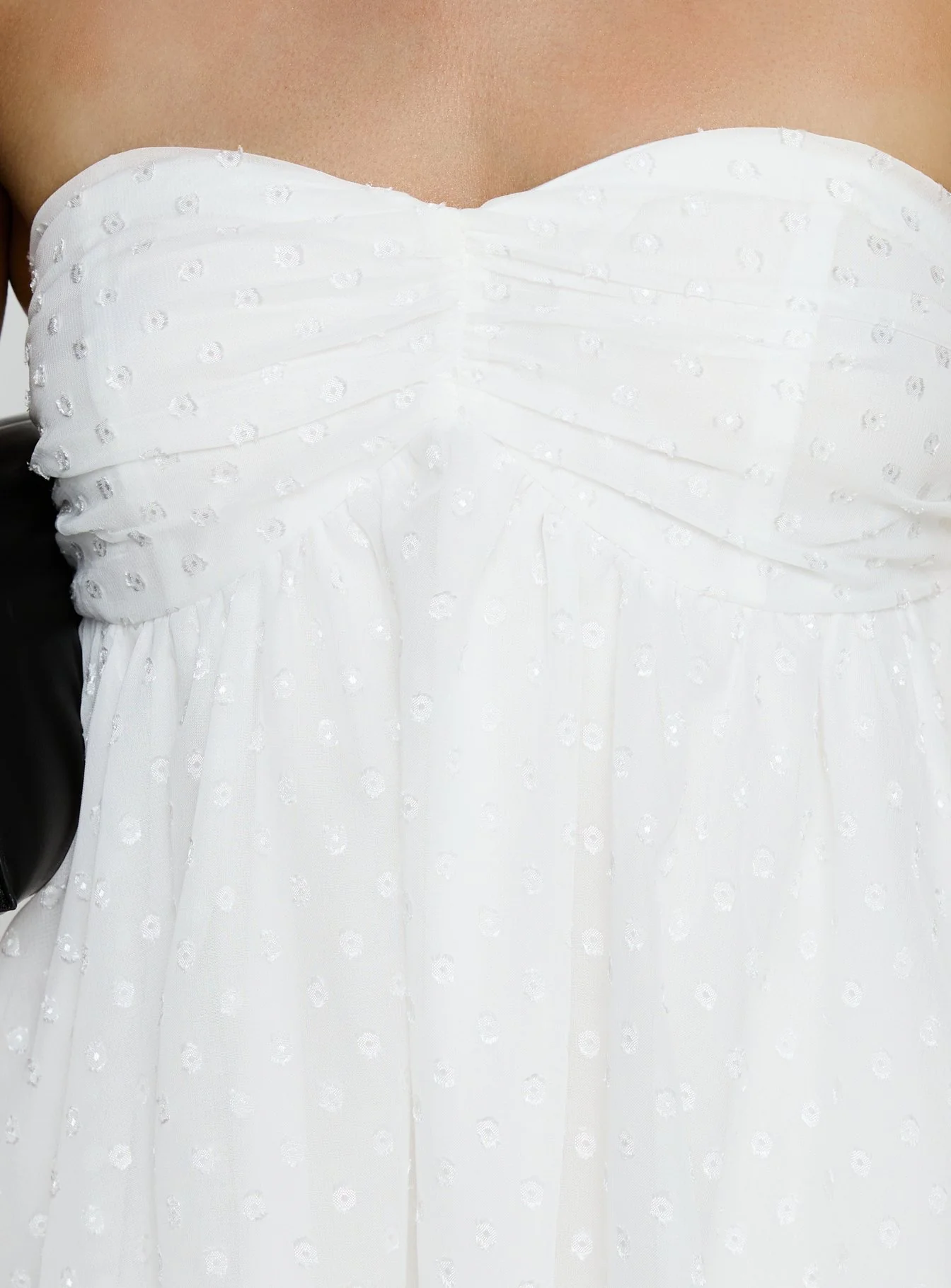 Kaimilla Strapless Sweetheart Mini Dress White
