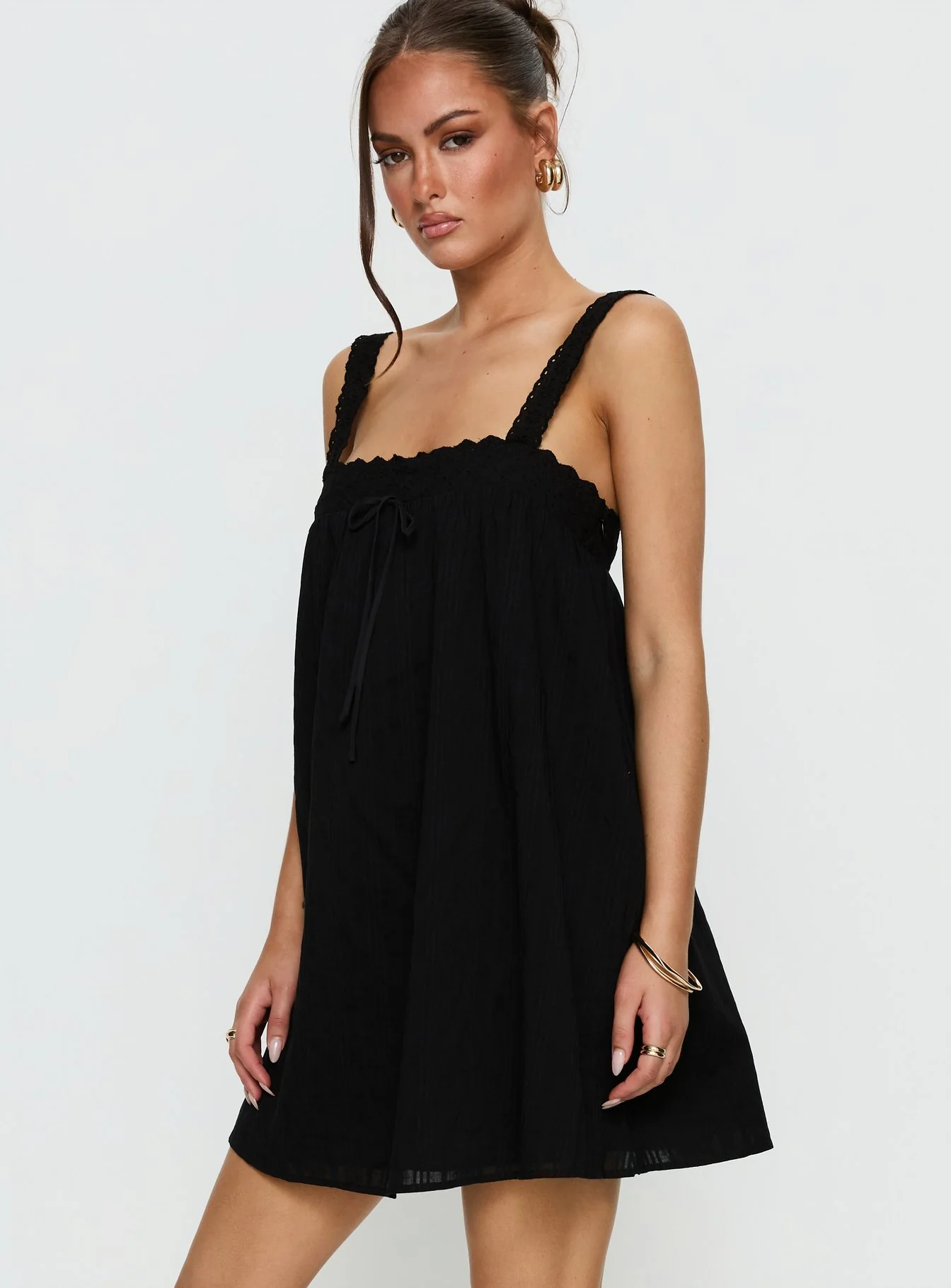 Reason To Stay Lace Trim Floaty Mini Dress Black