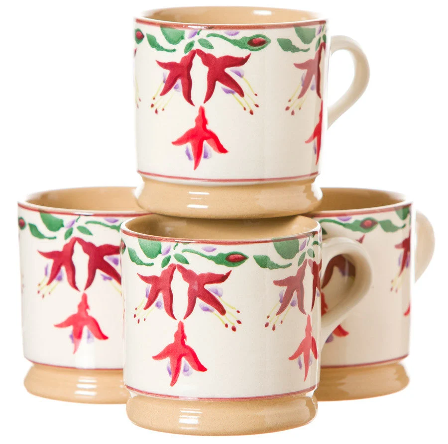 4 Small Mugs