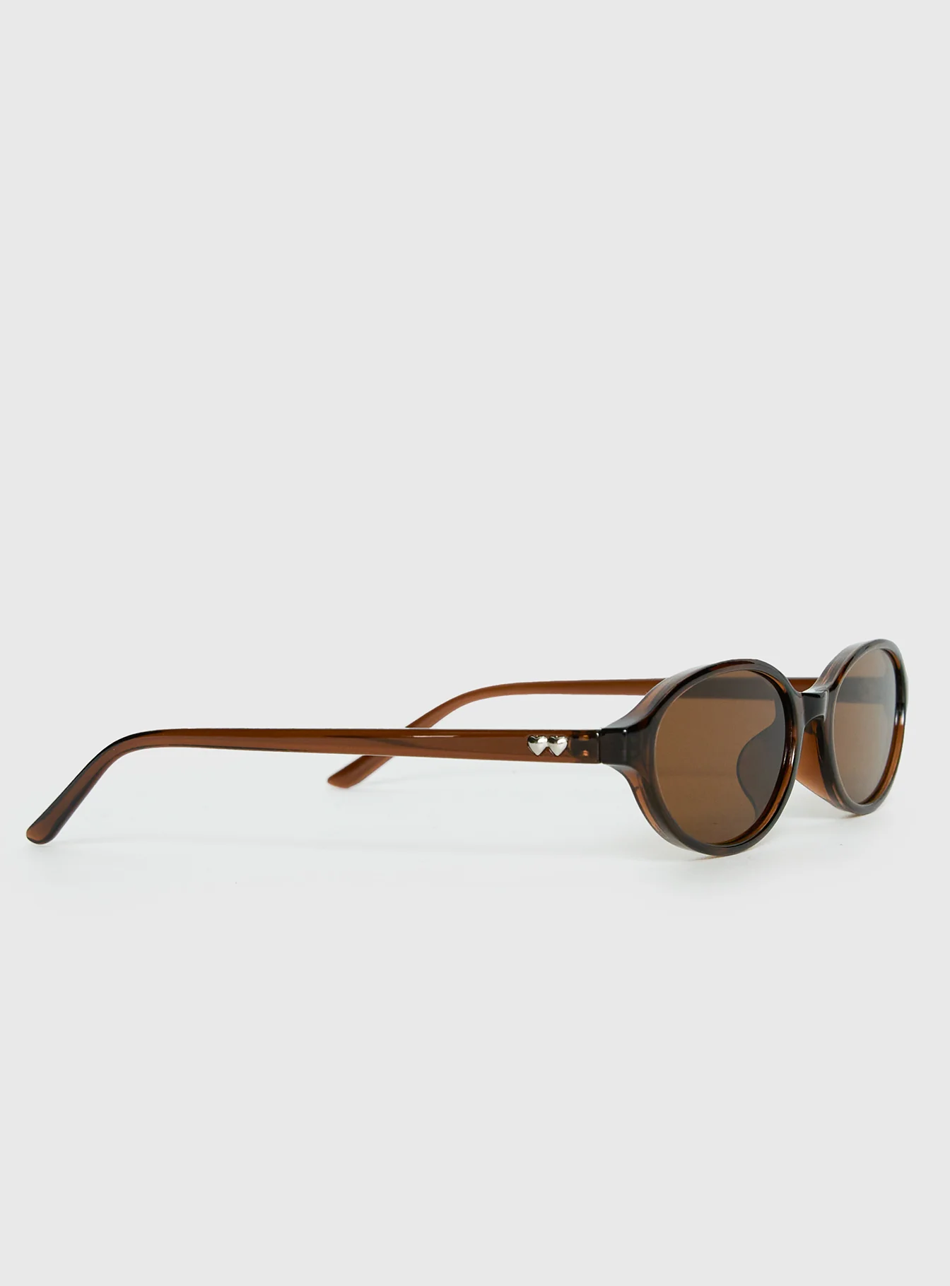 Captivation Oval Sunglasses Brown