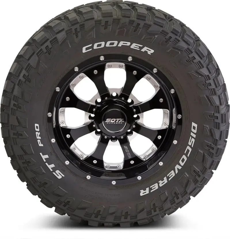 Zestaw 4 opon terenowych Cooper Discoverer STT Pro LT LT275/70R18 125P do samochodów ciężarowych i SUV-ów