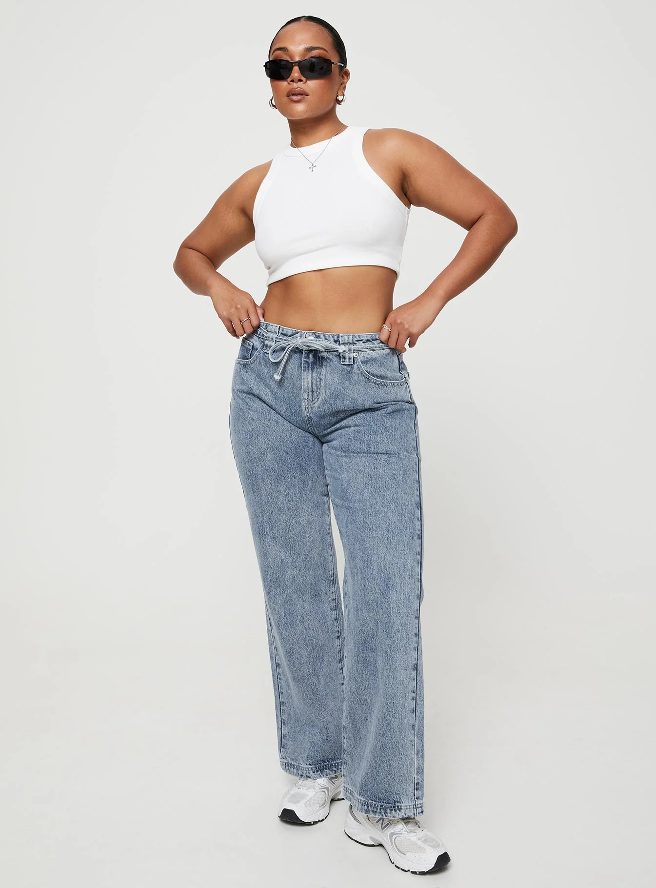 Pemberton High Rise Straight Leg Jeans Mid Wash Denim
