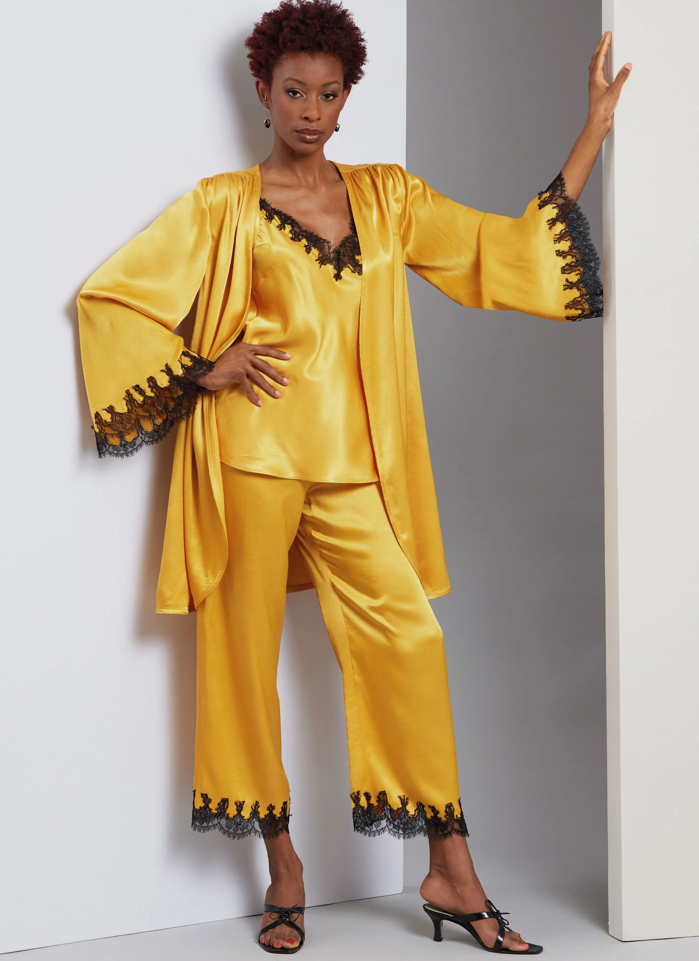 Vogue Pattern V1962 Misses' Robe, Camisole, Slip Dress and Pants