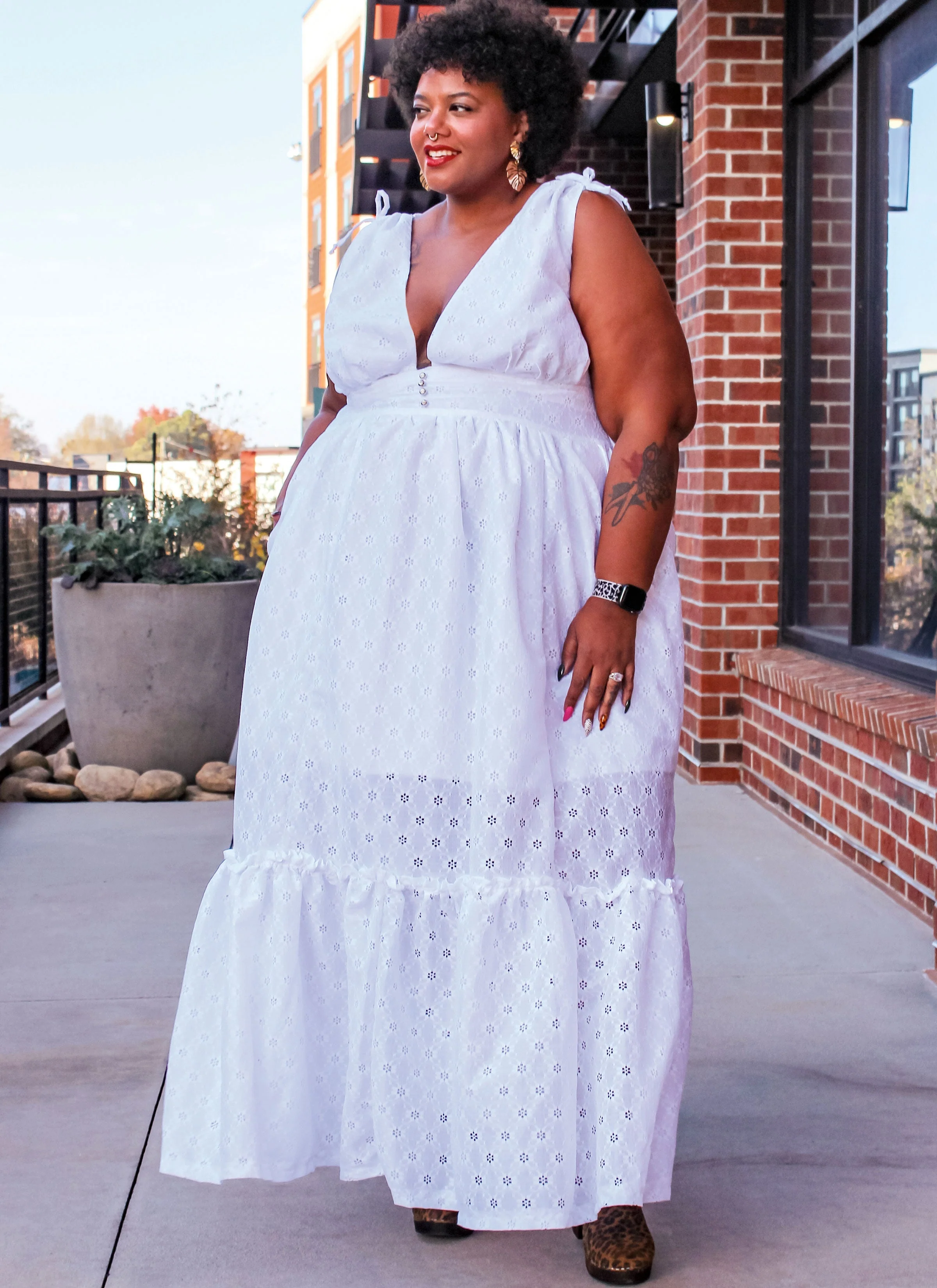 KnowMe Pattern Me2072 Misses' Plus Dress