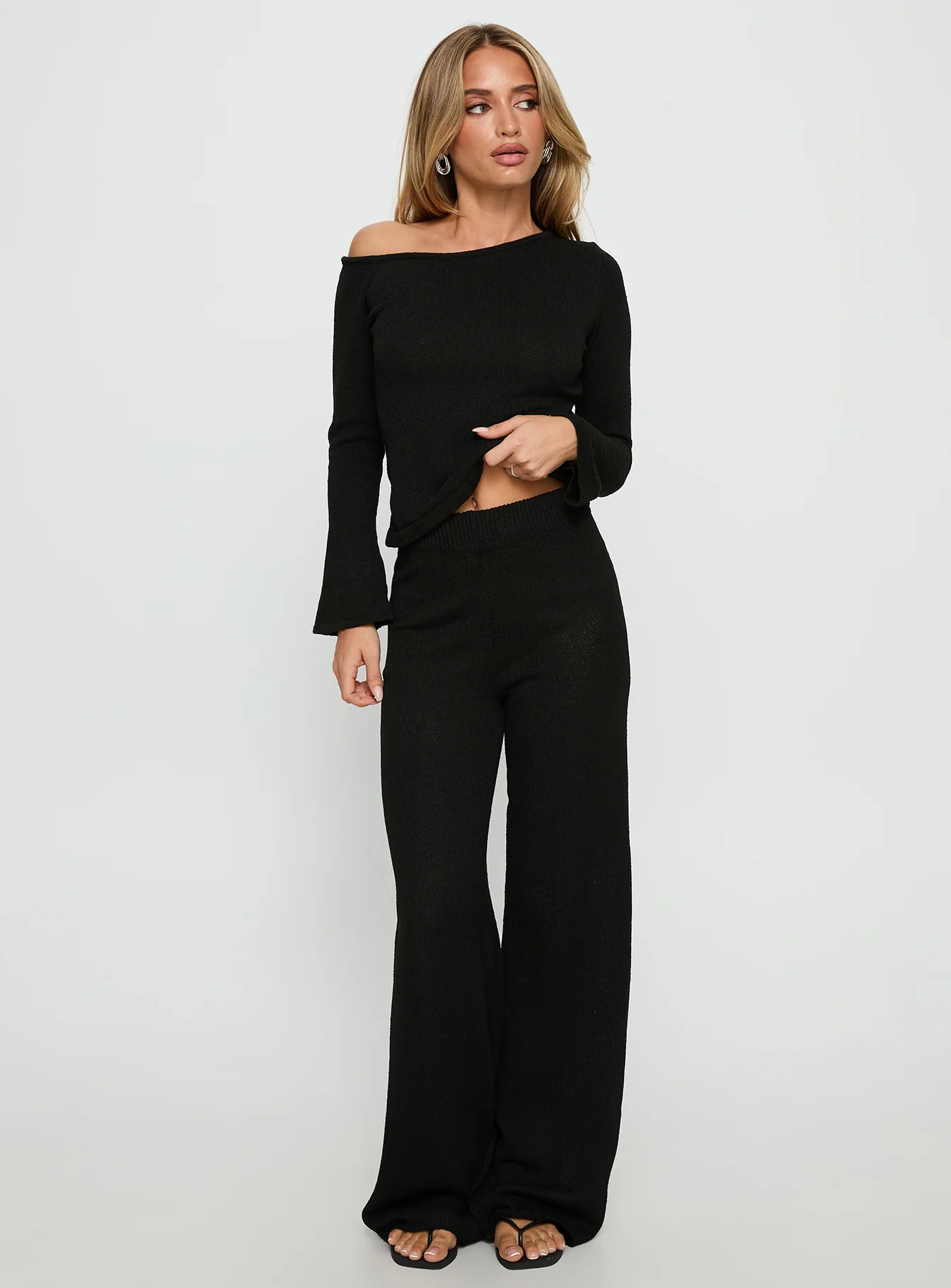 Jaede Off Shoulder Knit Sweater Black