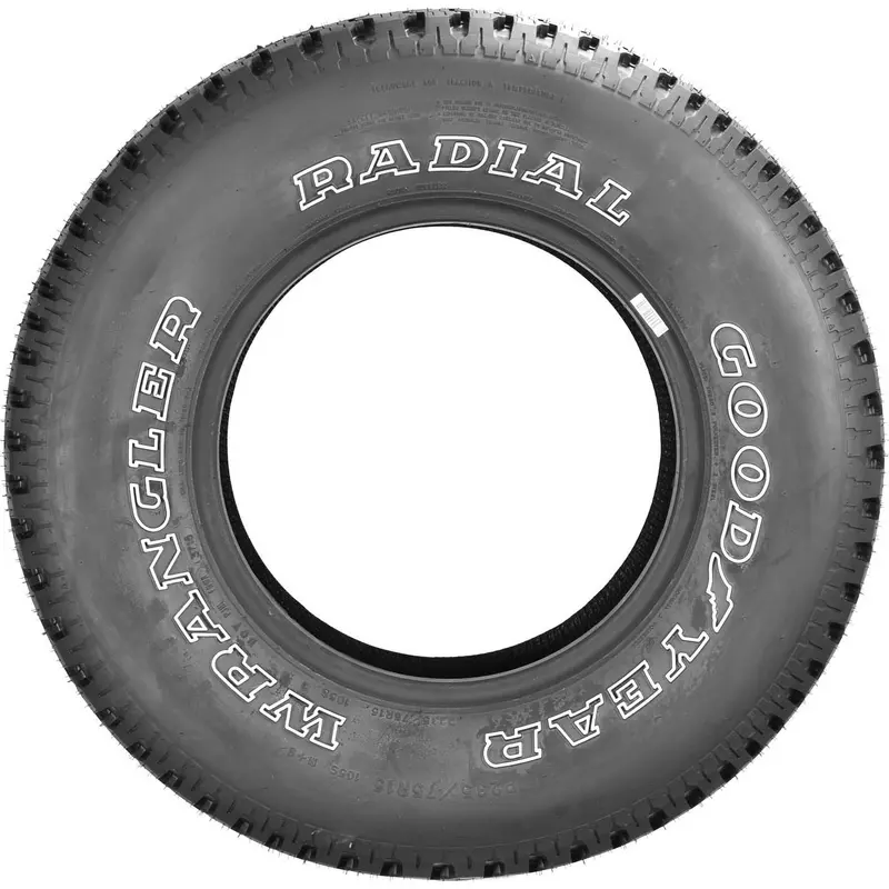 Opona radialna Goodyear Wrangler 235/75R15 105S całoroczna