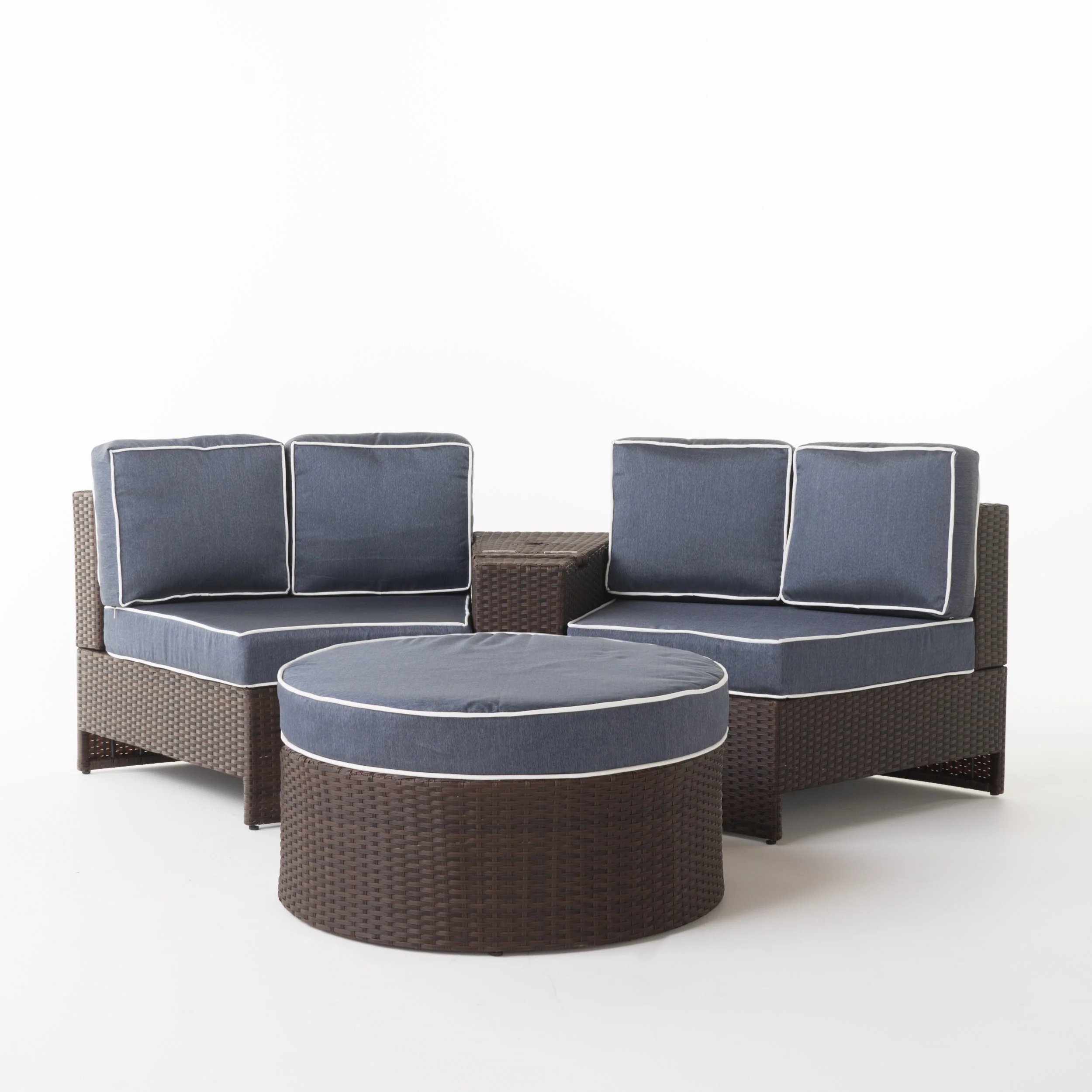 Riviera 4pc Outdoor Chat Set w/ Storage Trunk - furnishings