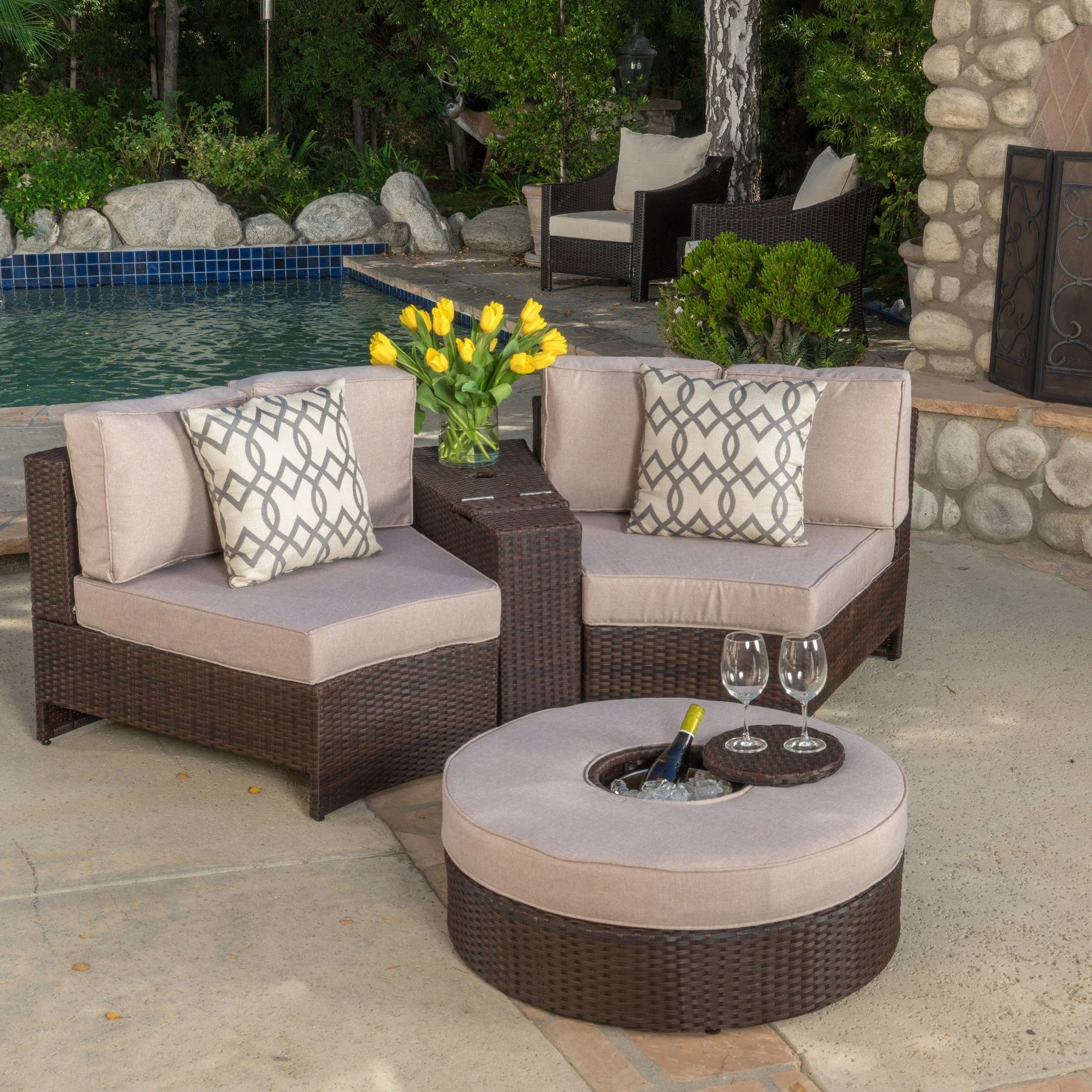 Riviera 4pc Outdoor Chat Set w/ Storage Trunk & Ice Bucket - furnishings