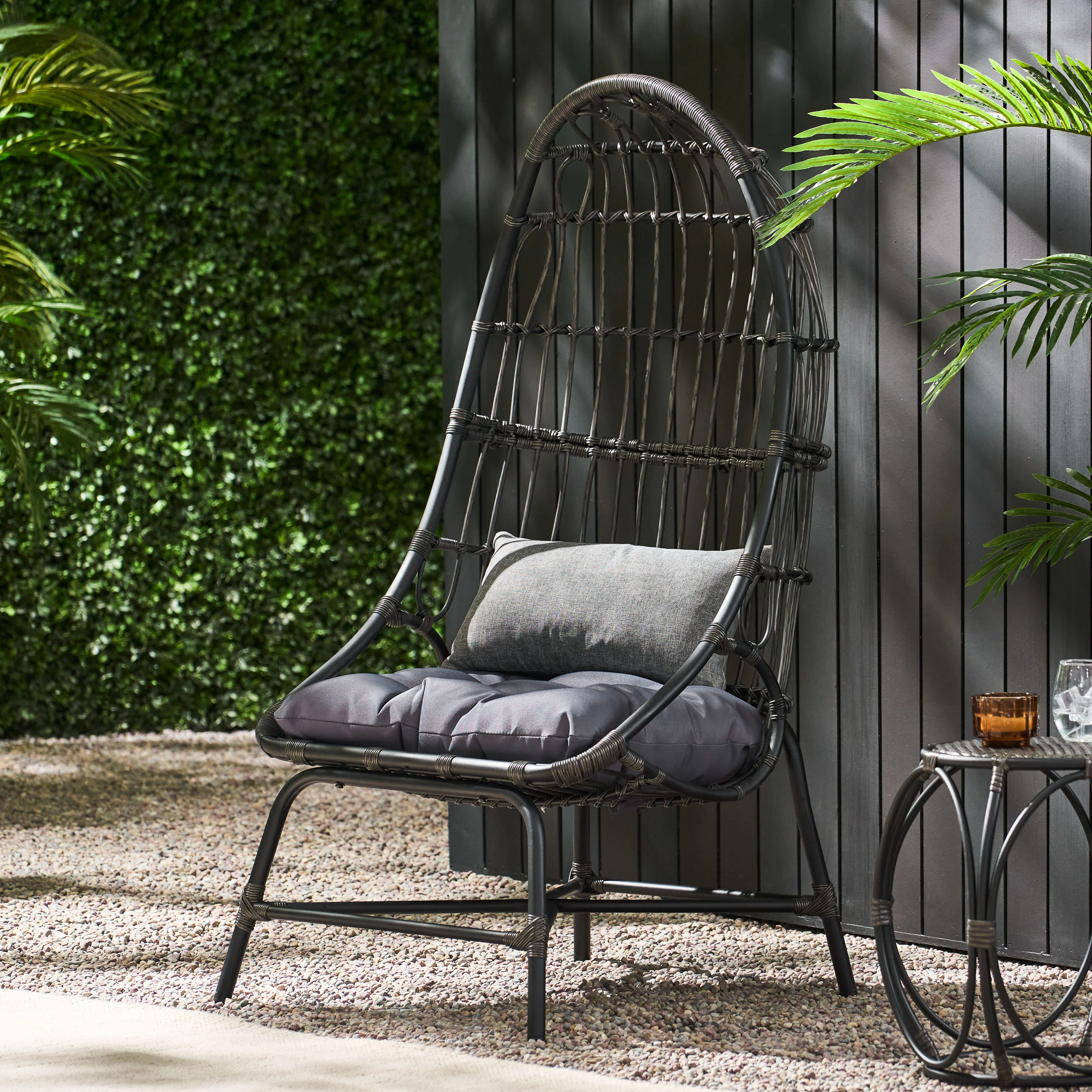Cortina Outdoor Wicker Basket Chair with Cushion - furnishings