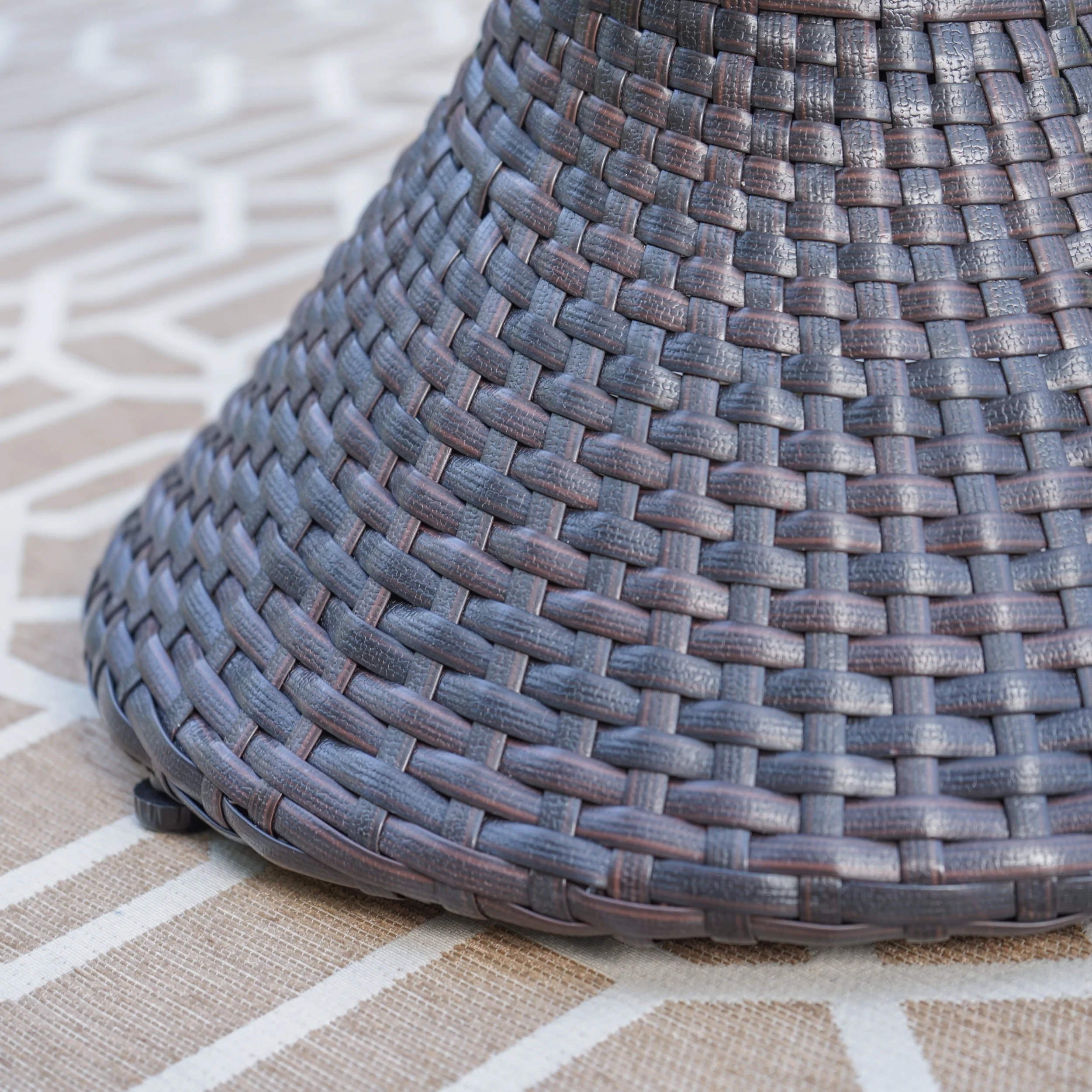 Frances Outdoor 16-inch Multi-brown Wicker Hourglass Side Table - furnishings