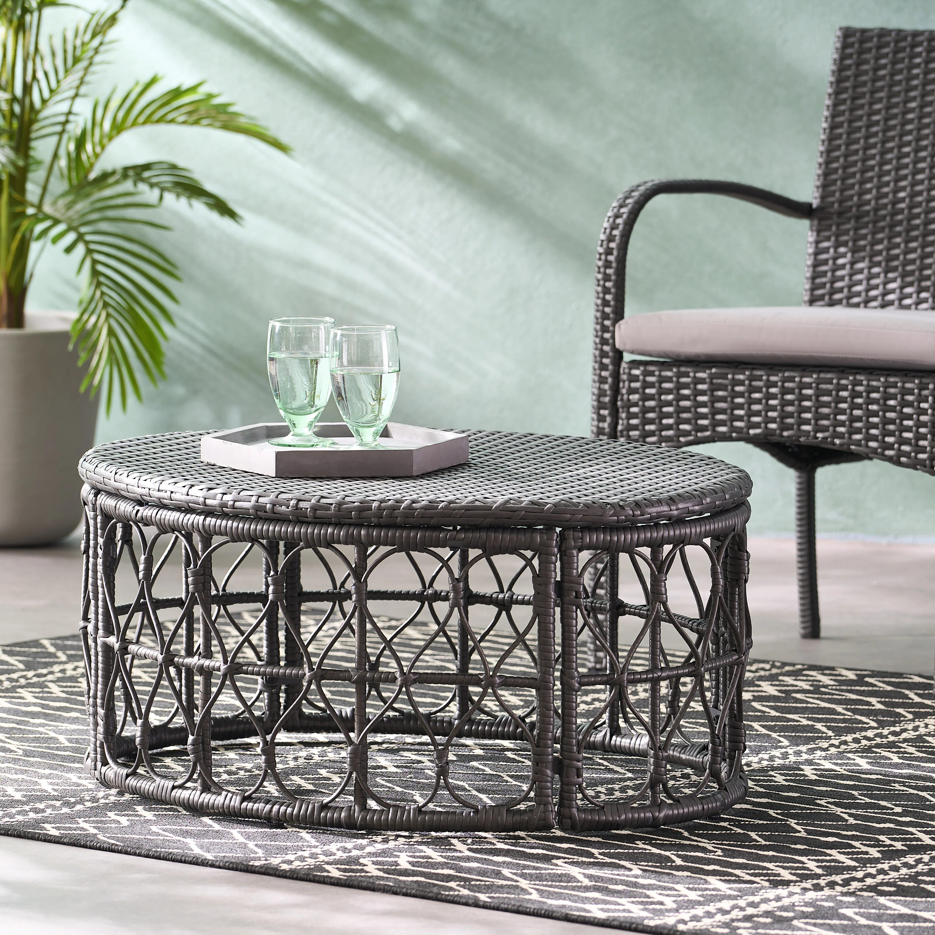 Colmar Outdoor Wicker Coffee Table - furnishings