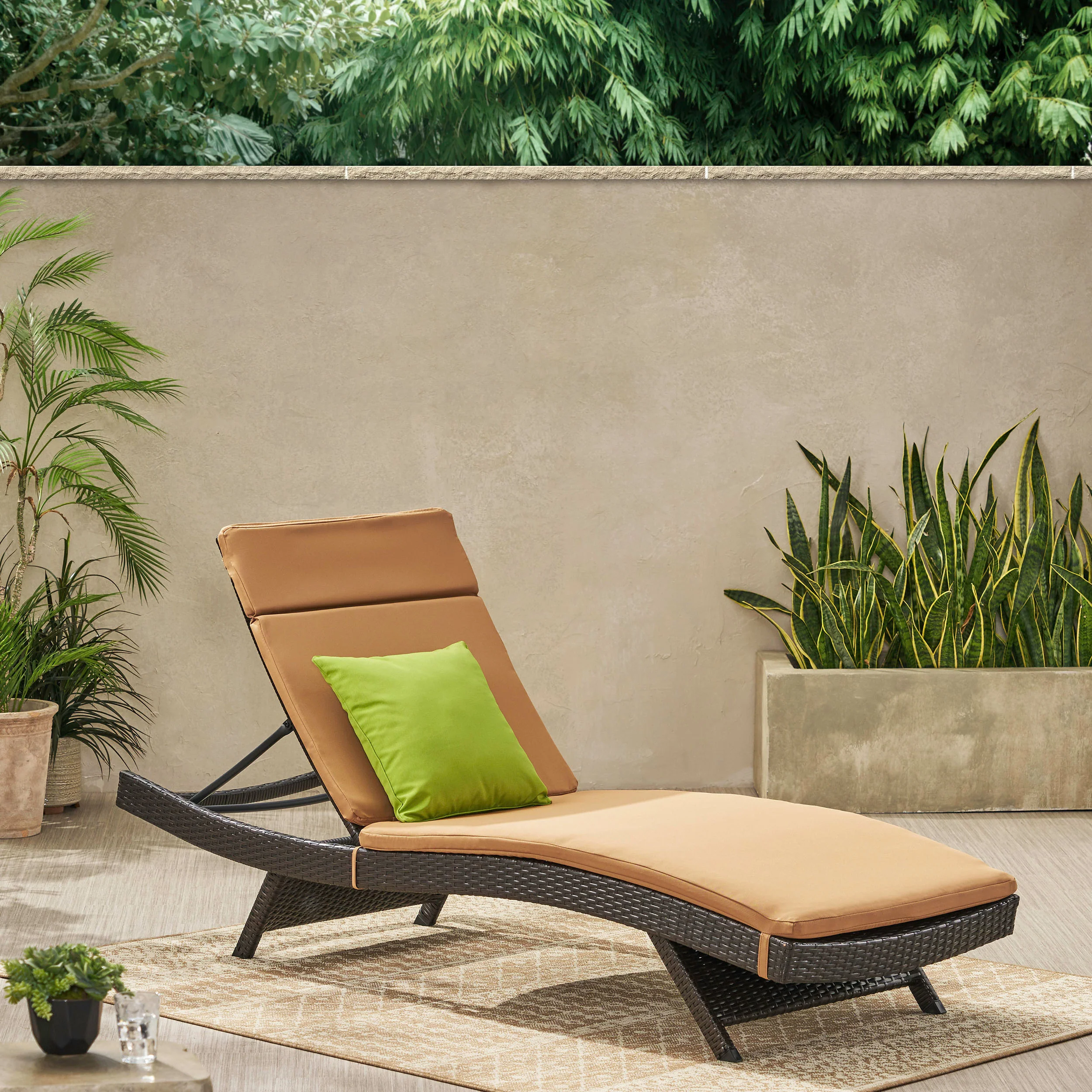 Lakeport Outdoor Adjustable Chaise Lounge Chair w/ Cushion - furnishings