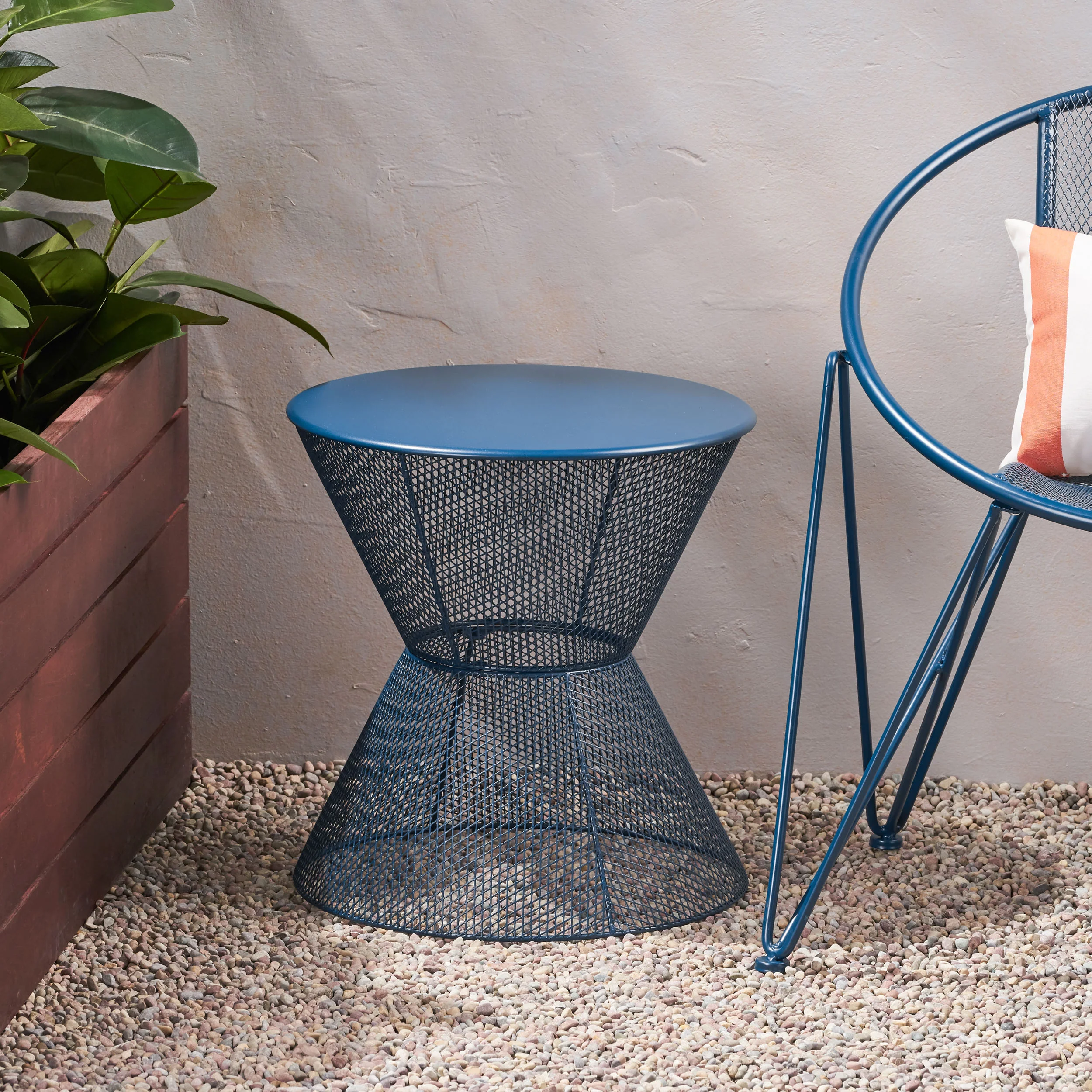 Tristian Modern Outdoor Iron Side Table - furnishings