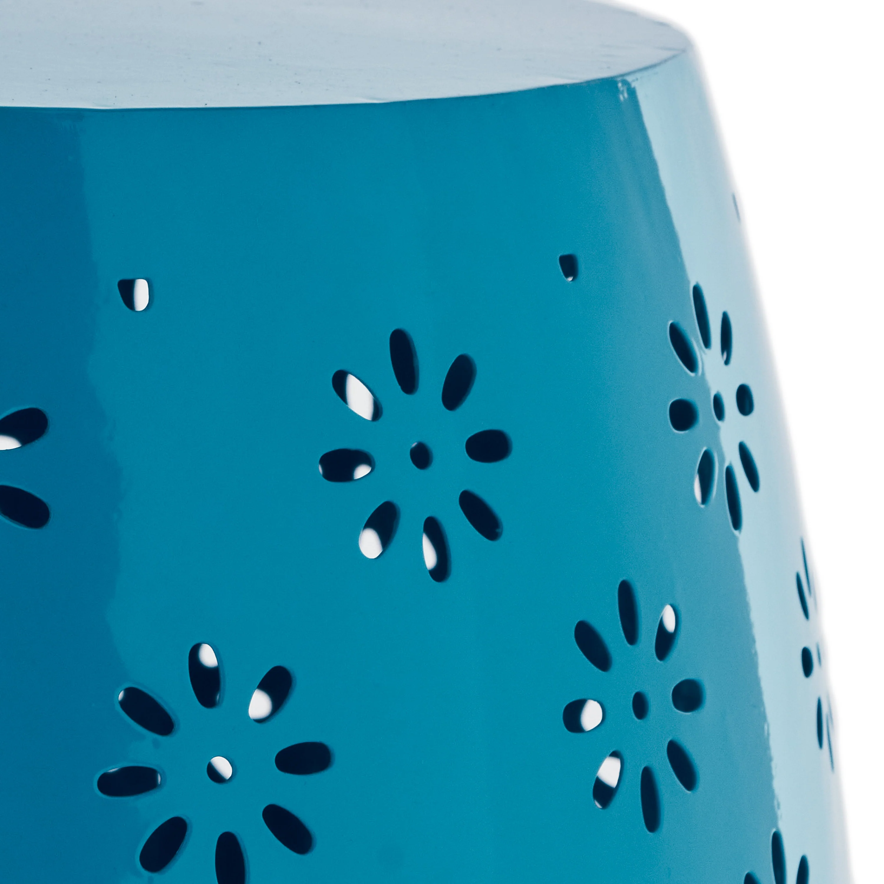 Breeze Outdoor Modern Floral Lace-Cut Metal Accent Side Table - furnishings