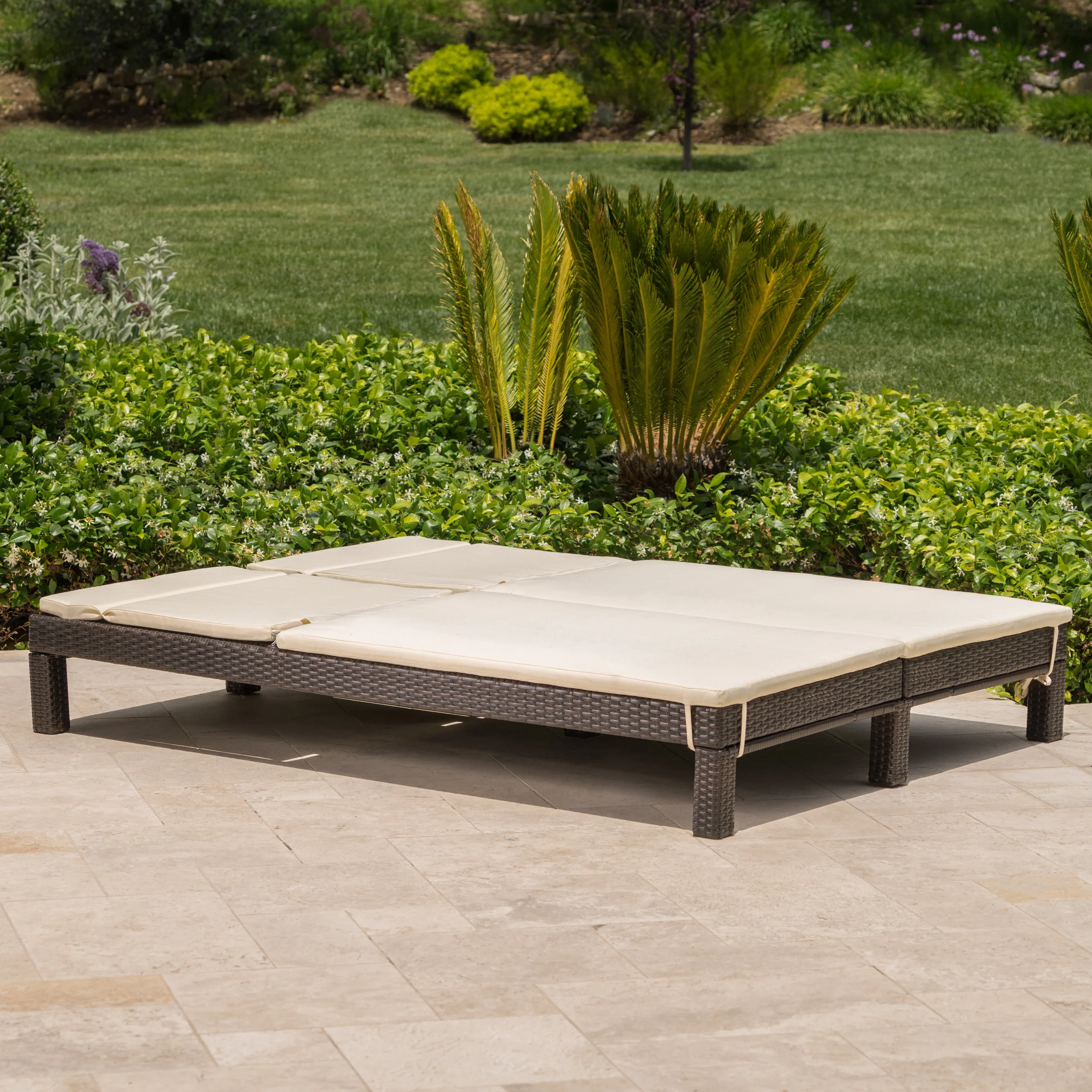 Amour Outdoor Dual Wicker Chaise Lounge w/ Water Resistant Cushions - furnishings