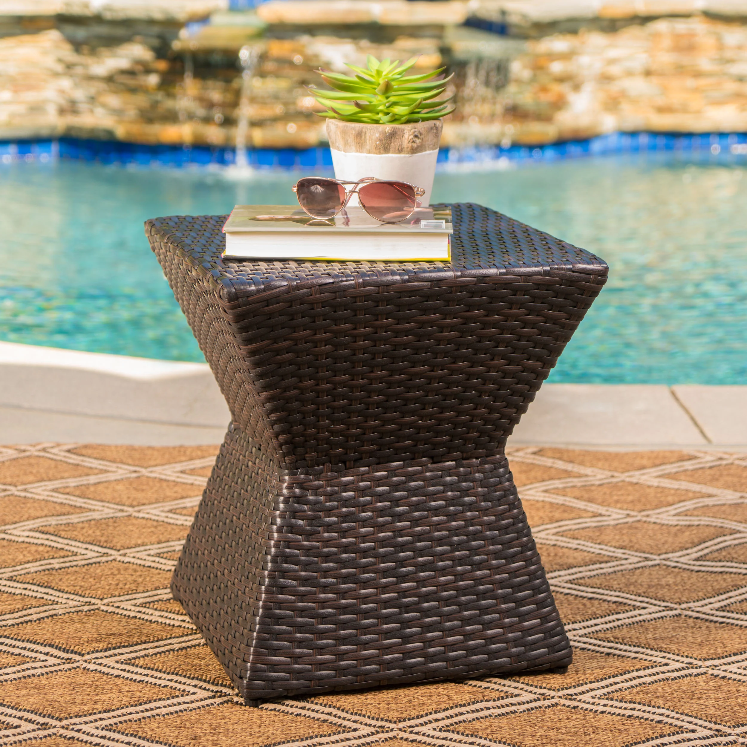 Frances Outdoor 16-inch Multi-brown Wicker Square Side Table - furnishings