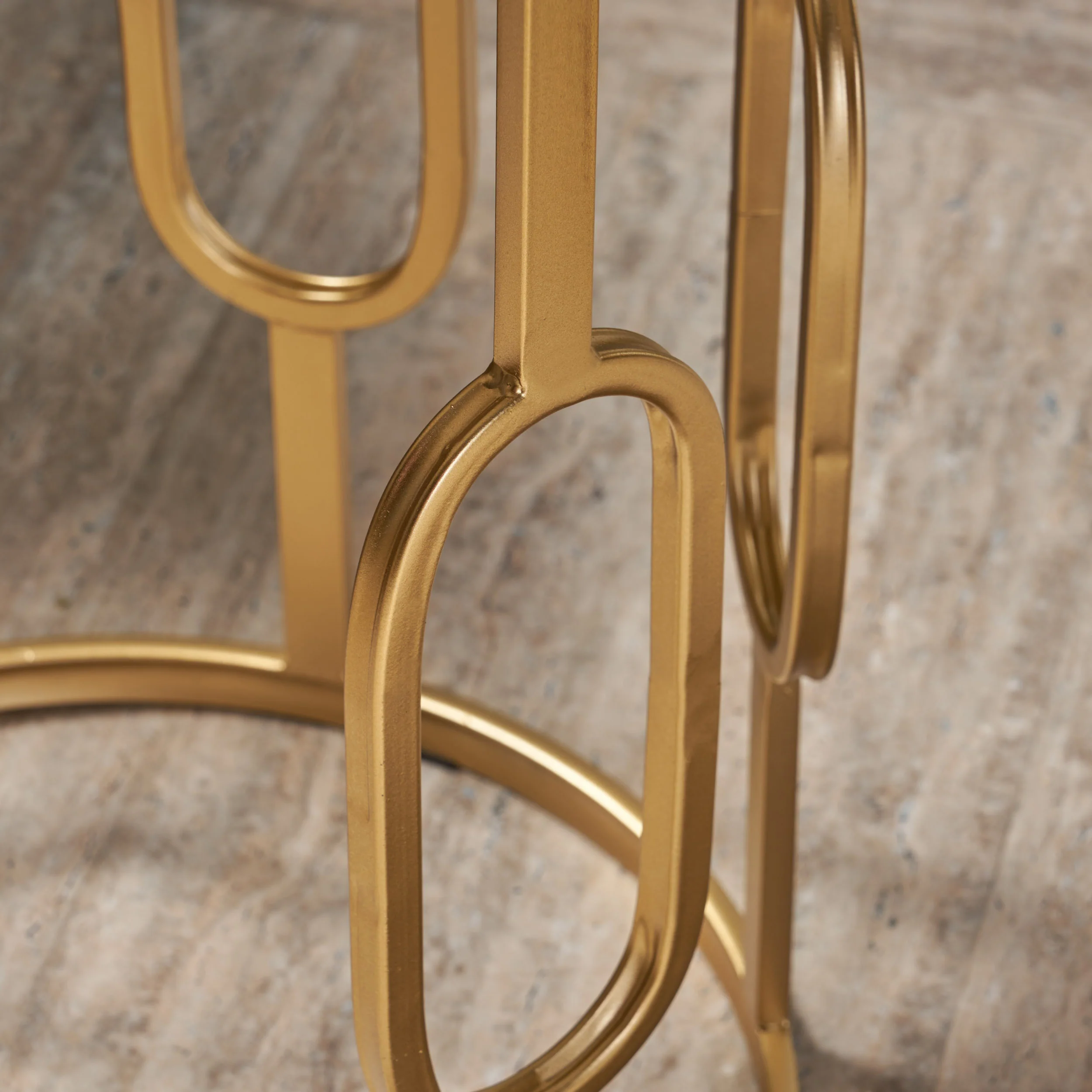 Madison Indoor/Outdoor Glam Faux Stone Side Table, White and Gold - furnishings