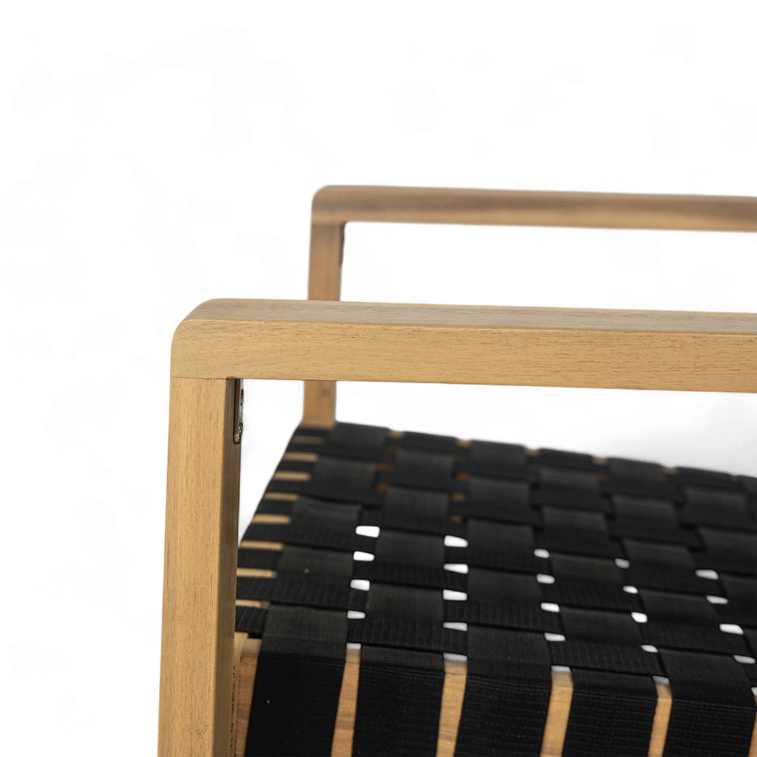 Finnley Modren Outdoor Lounge Chair with Woven Rope - furnishings