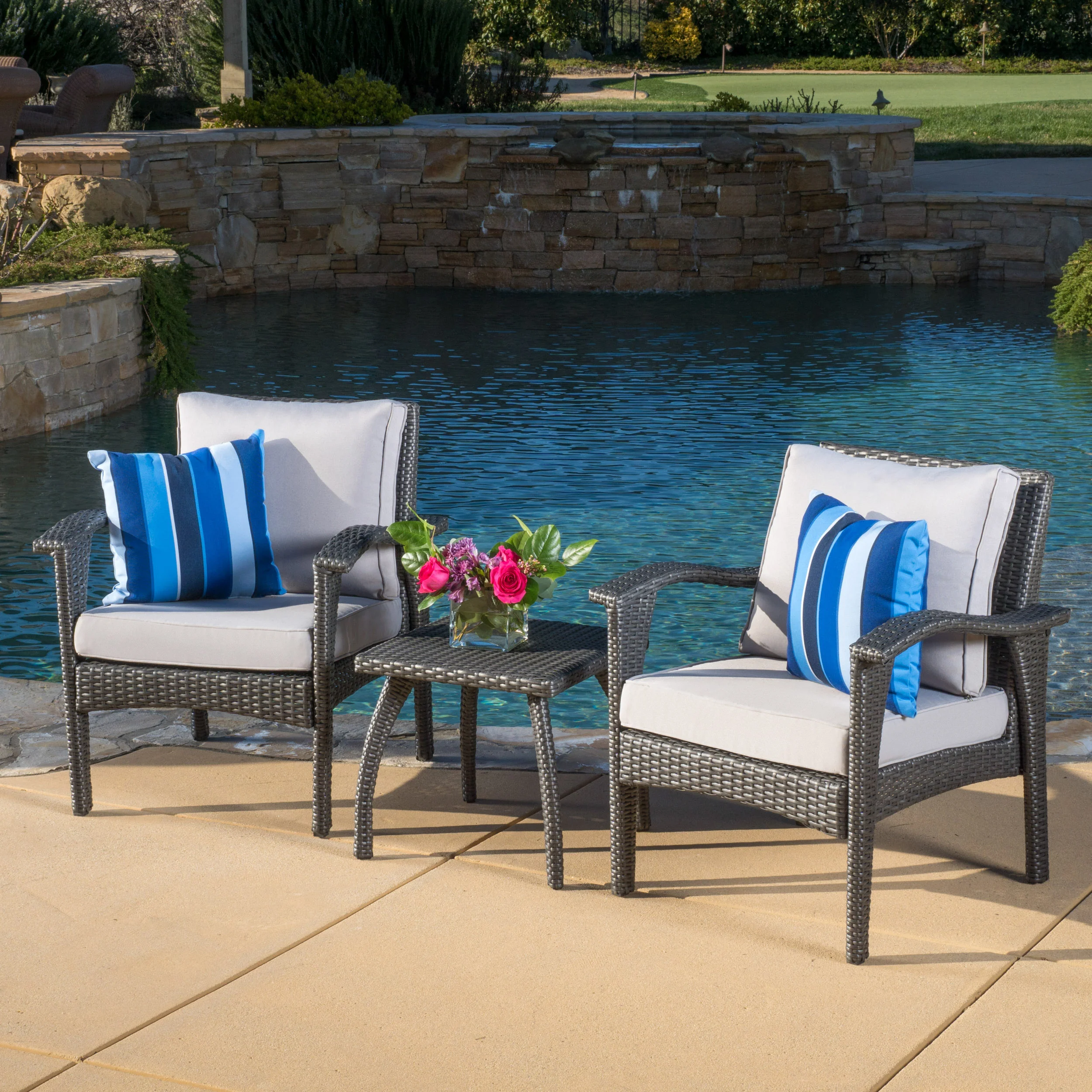 Outdoor 3-Piece Gray Wicker Chat Set with Silver Cushions - furnishings