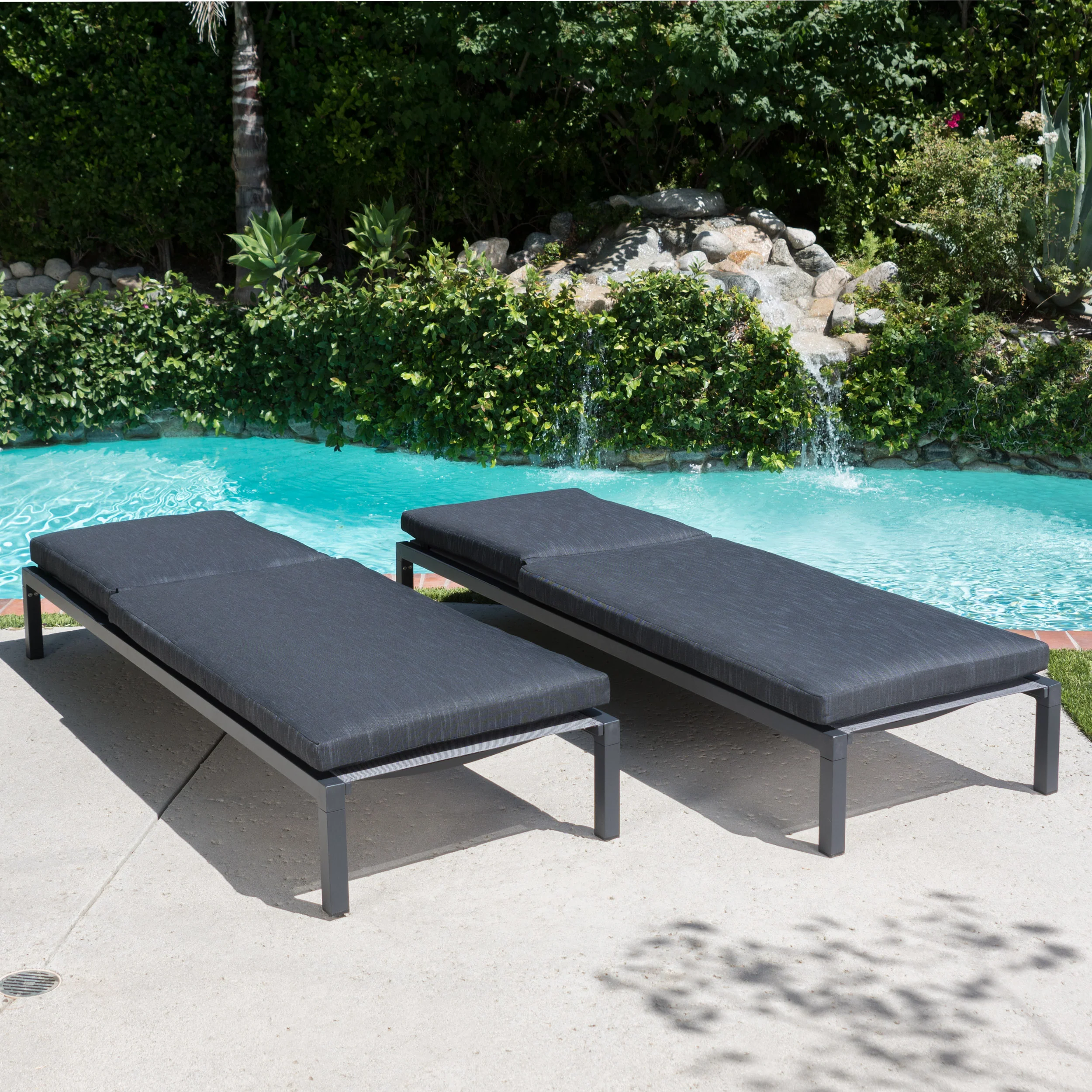 Nealie Outdoor Mesh Aluminum Frame Chaise Lounge w/ Water Resistant Cushion - furnishings