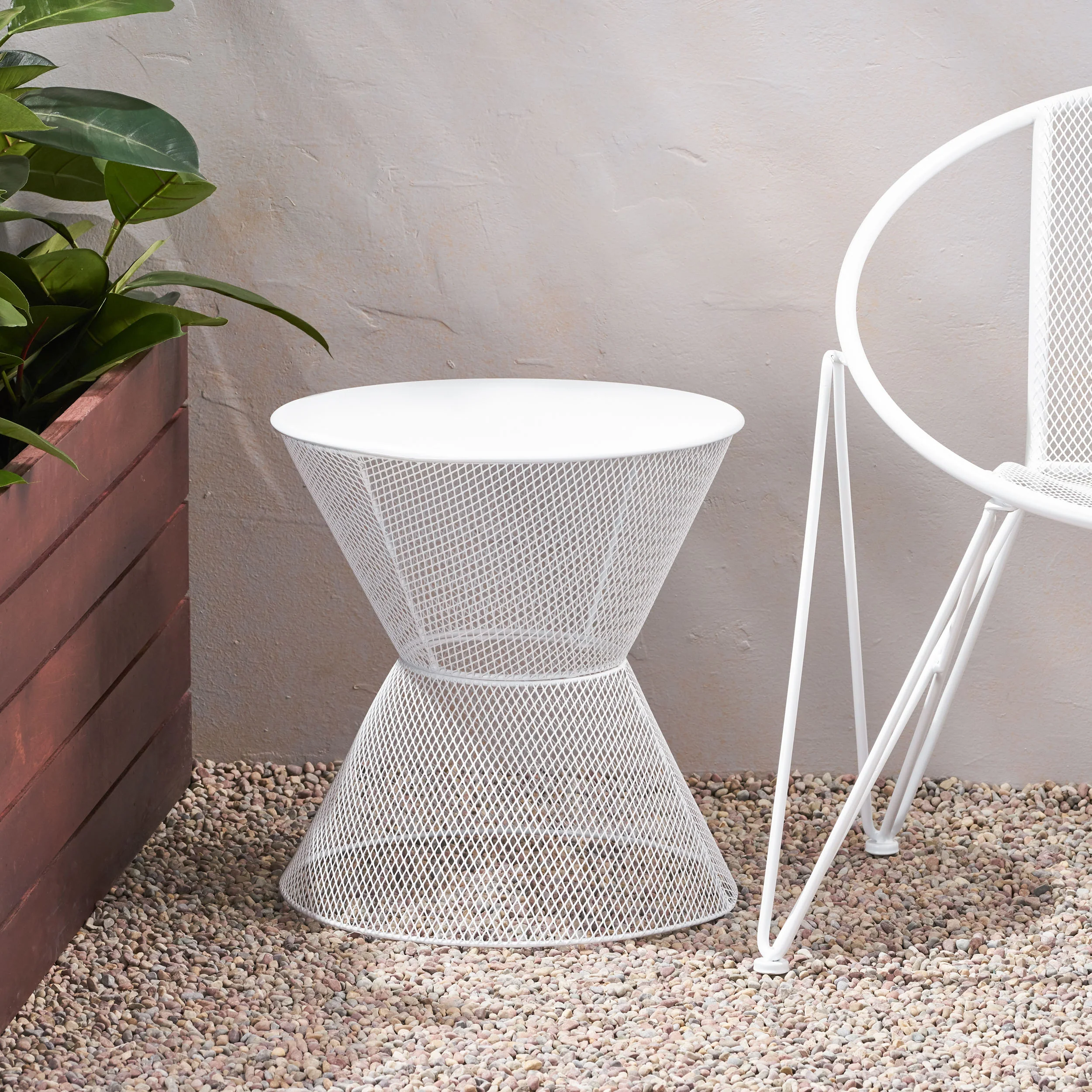 Tristian Modern Outdoor Iron Side Table - furnishings