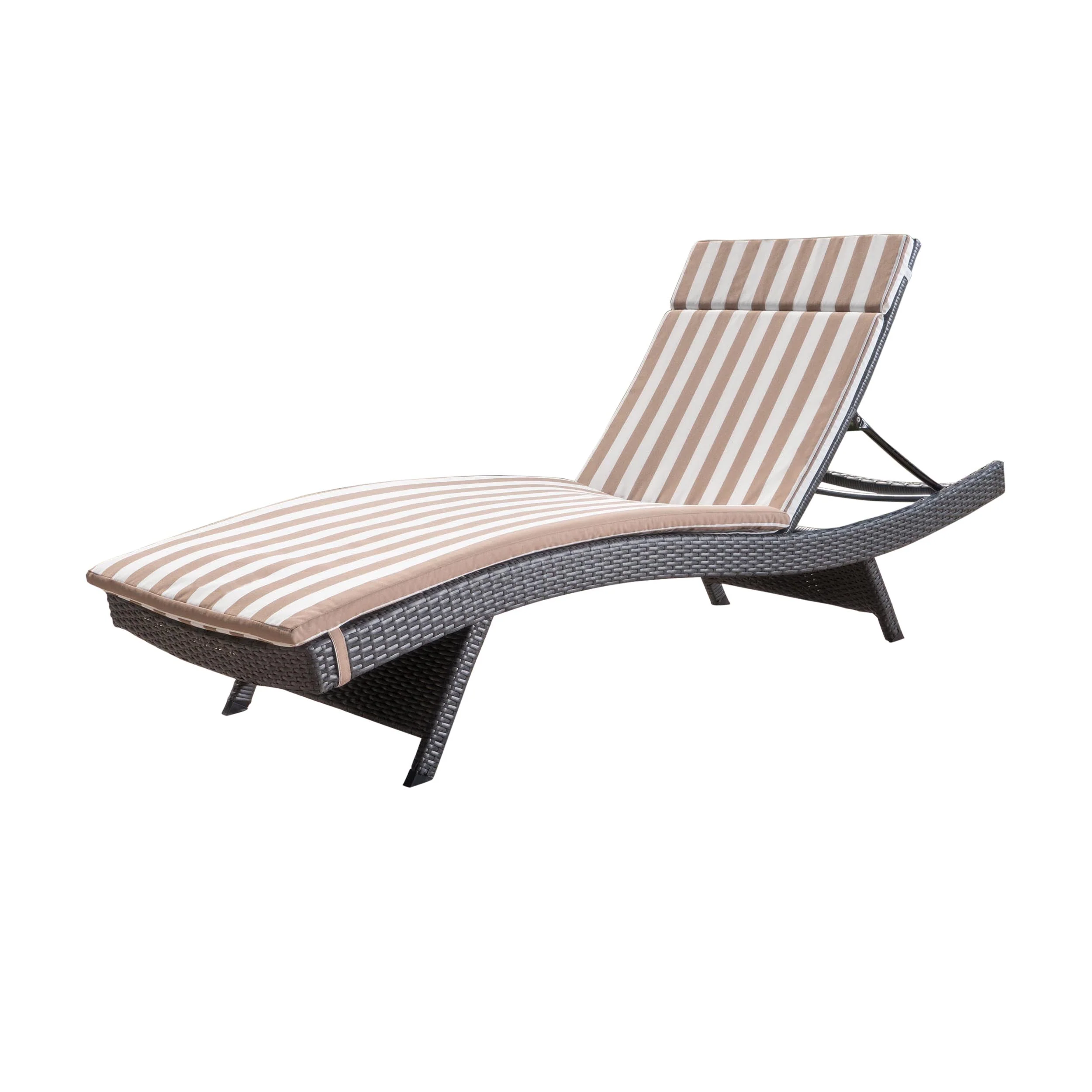 Lakeport Outdoor Wicker Lounge with Water Resistant Cushion - furnishings