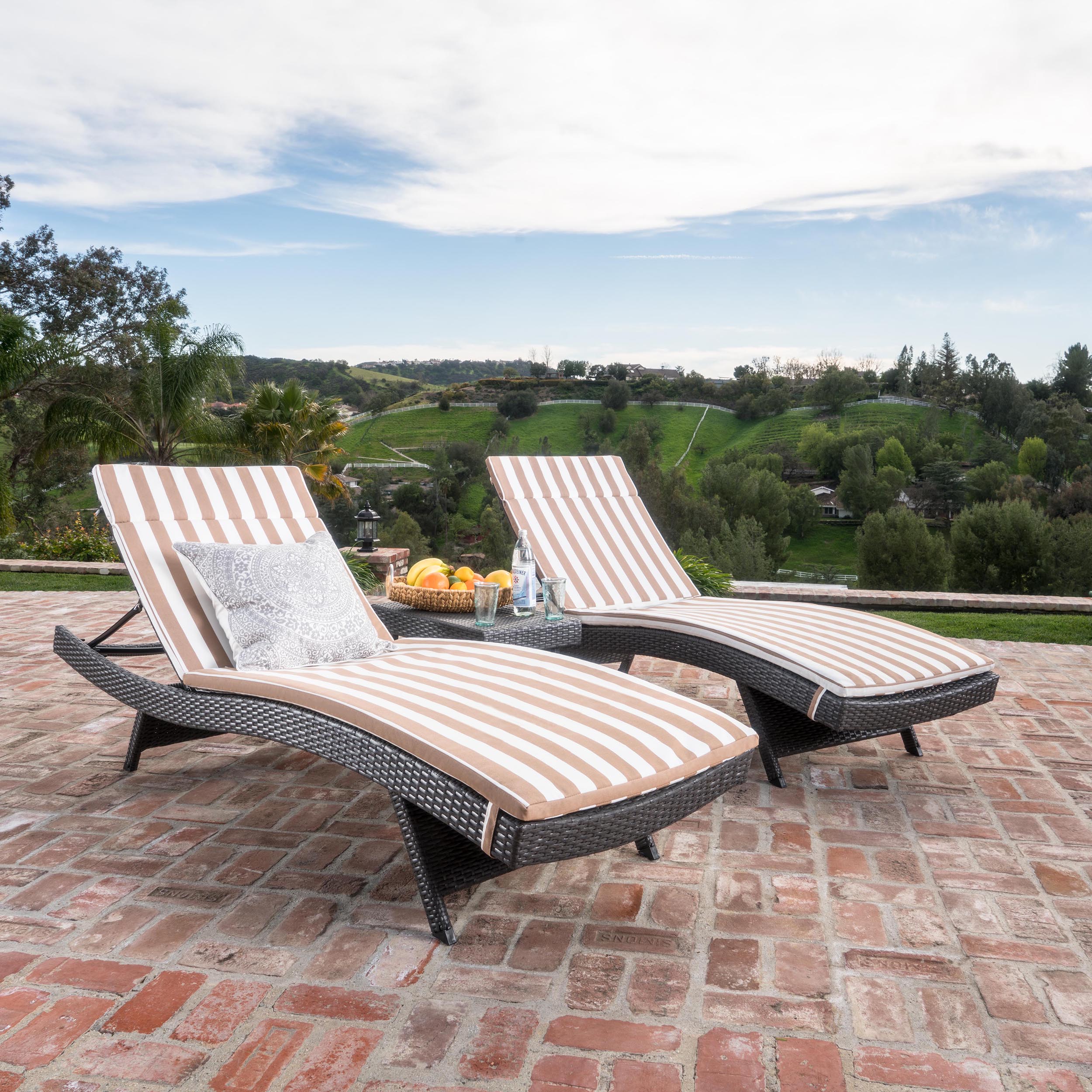 Lakeport 3pc Outdoor Wicker Chaise Lounge Chair & Table Set - furnishings