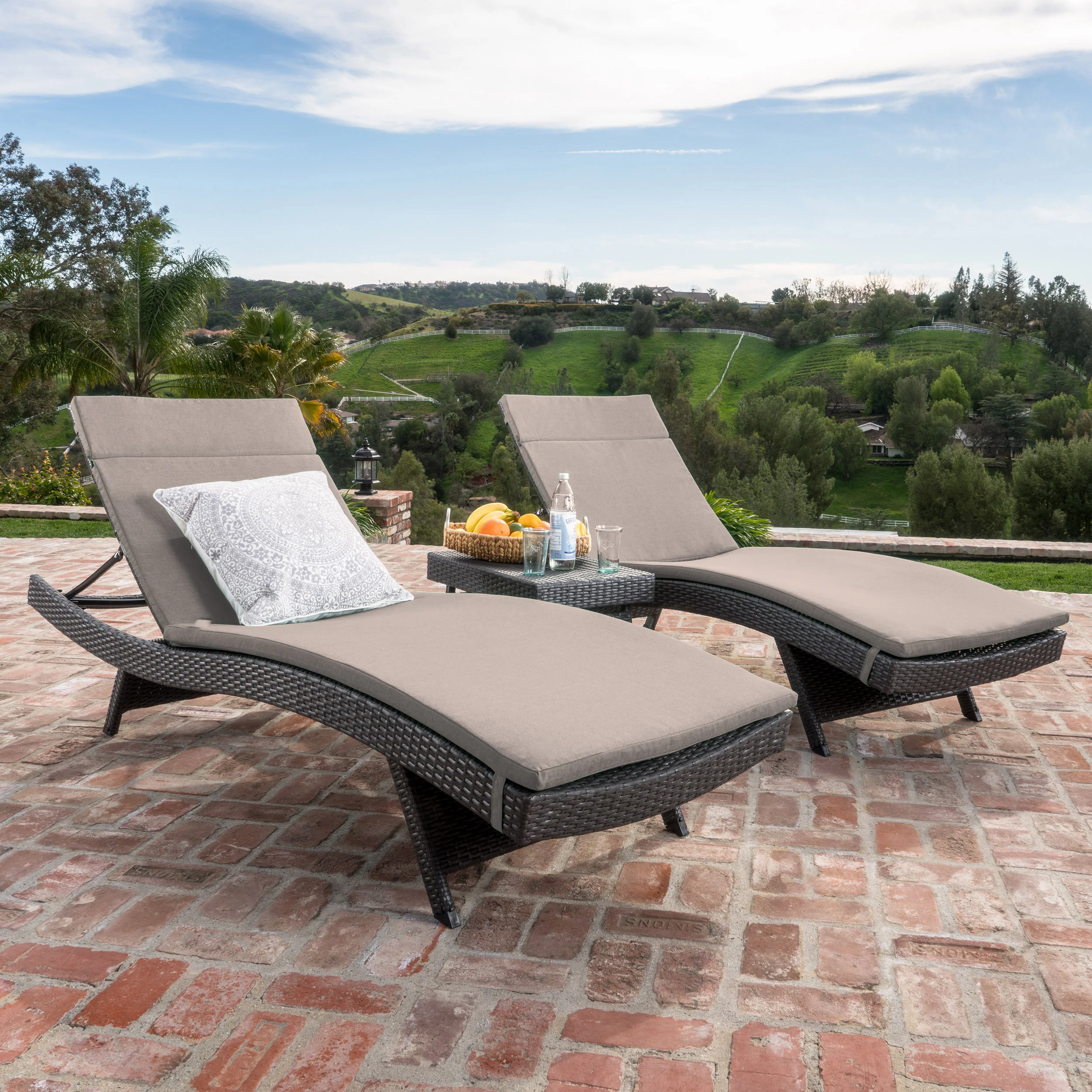 Lakeport 3pc Outdoor Wicker Chaise Lounge Chair & Table Set - furnishings