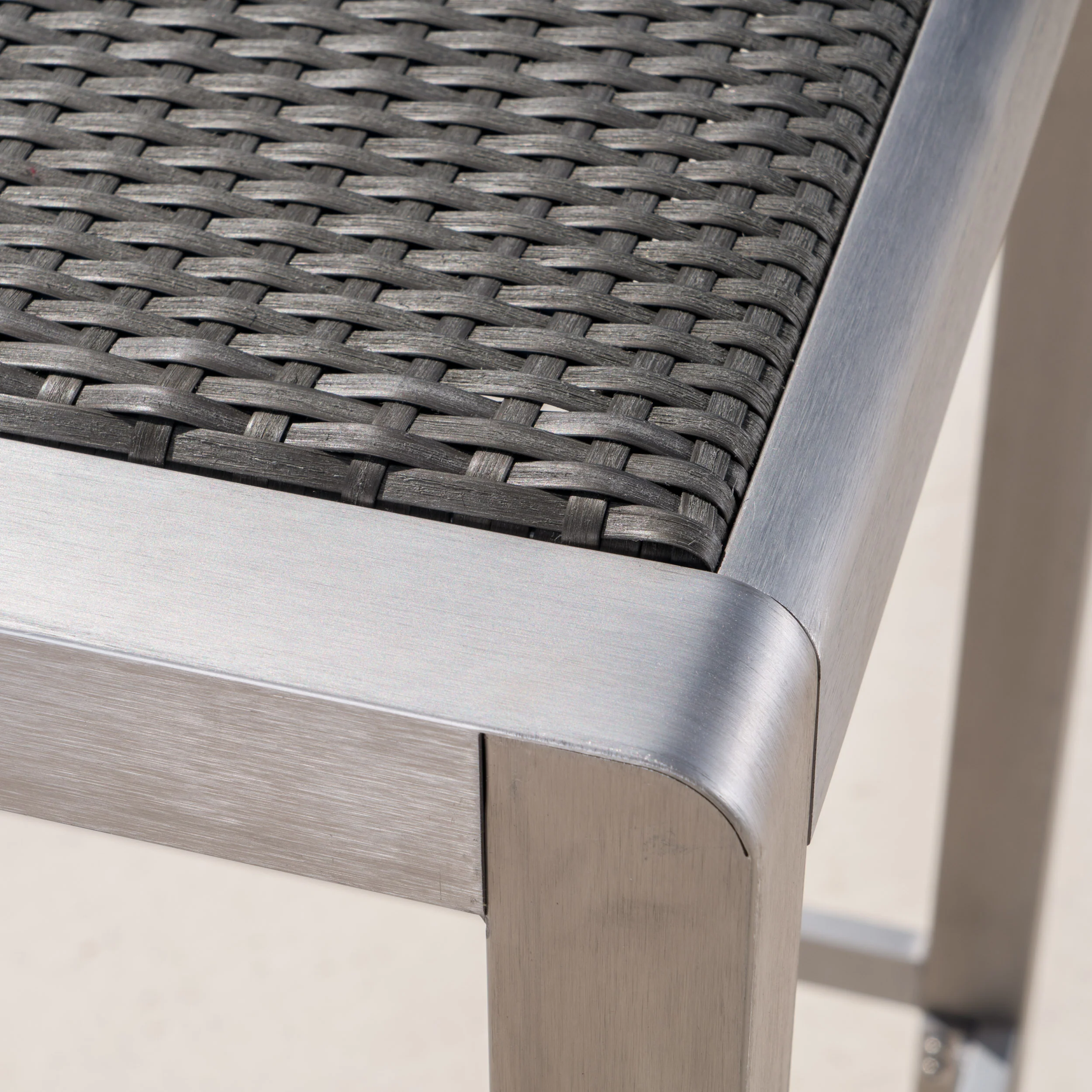 Outdoor Aluminum 5 Piece Bar Set - furnishings