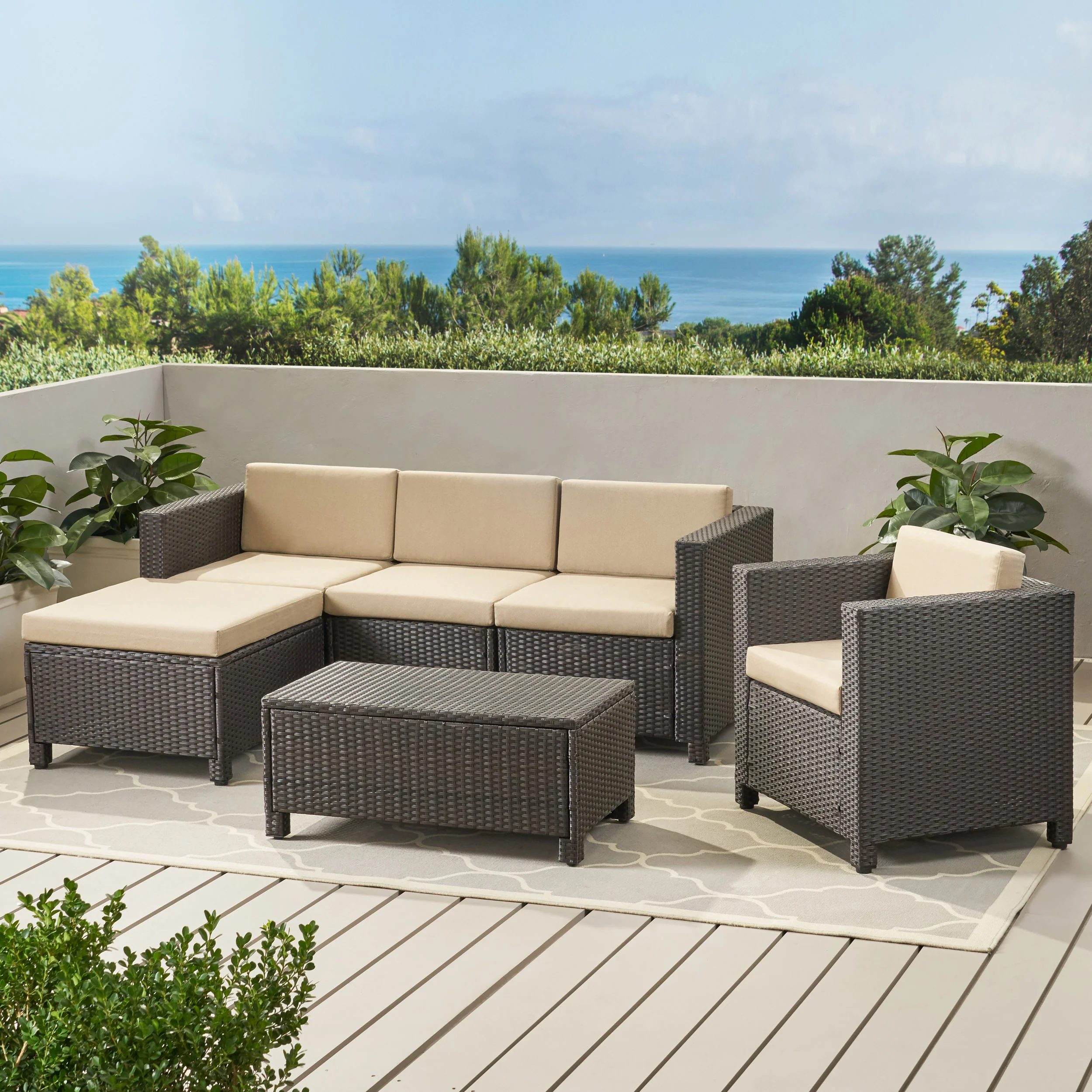 Venice 4-5-Seater Outdoor Sectional with Coffee Table - furnishings