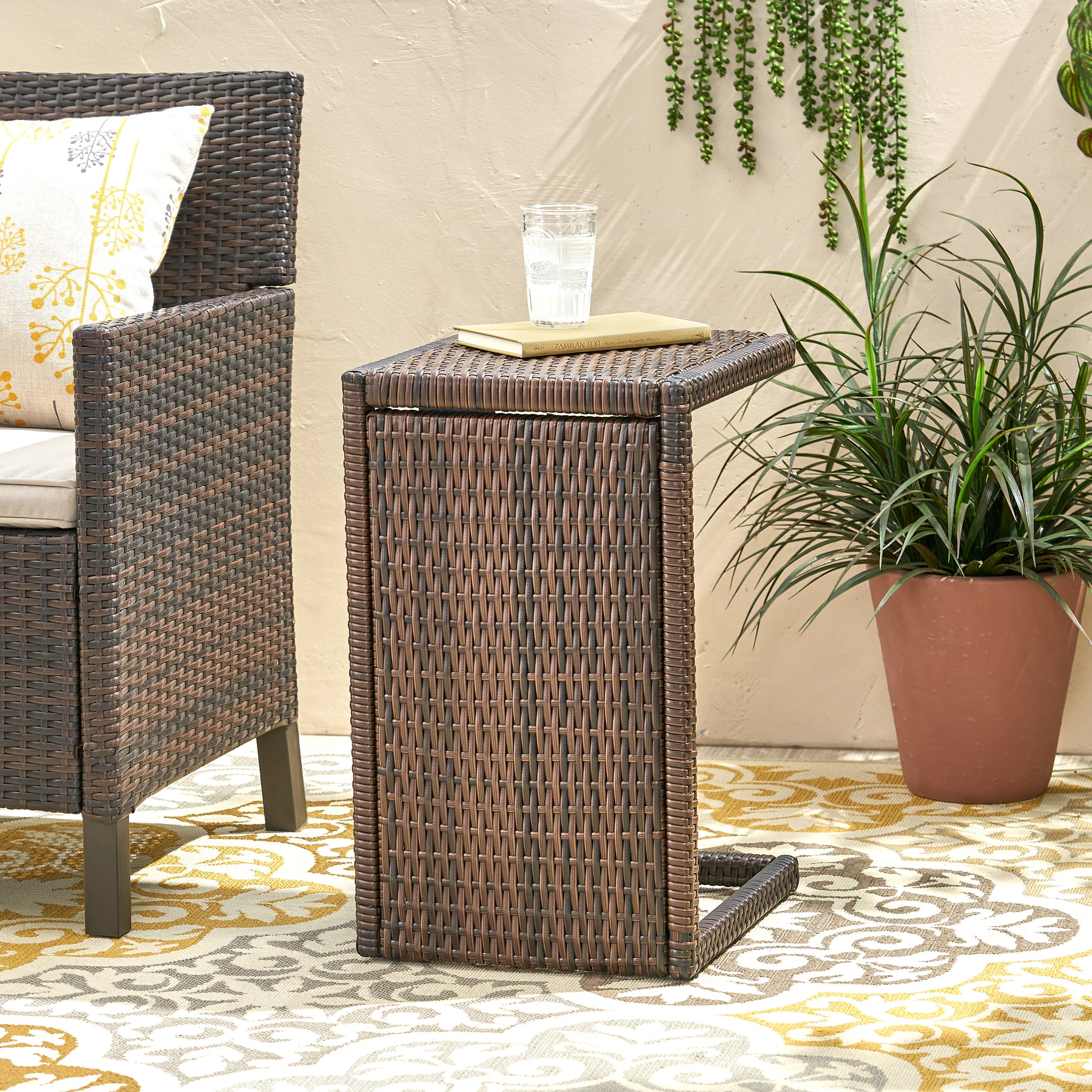 Forrest Outdoor Wicker C-Shaped Side Table - furnishings