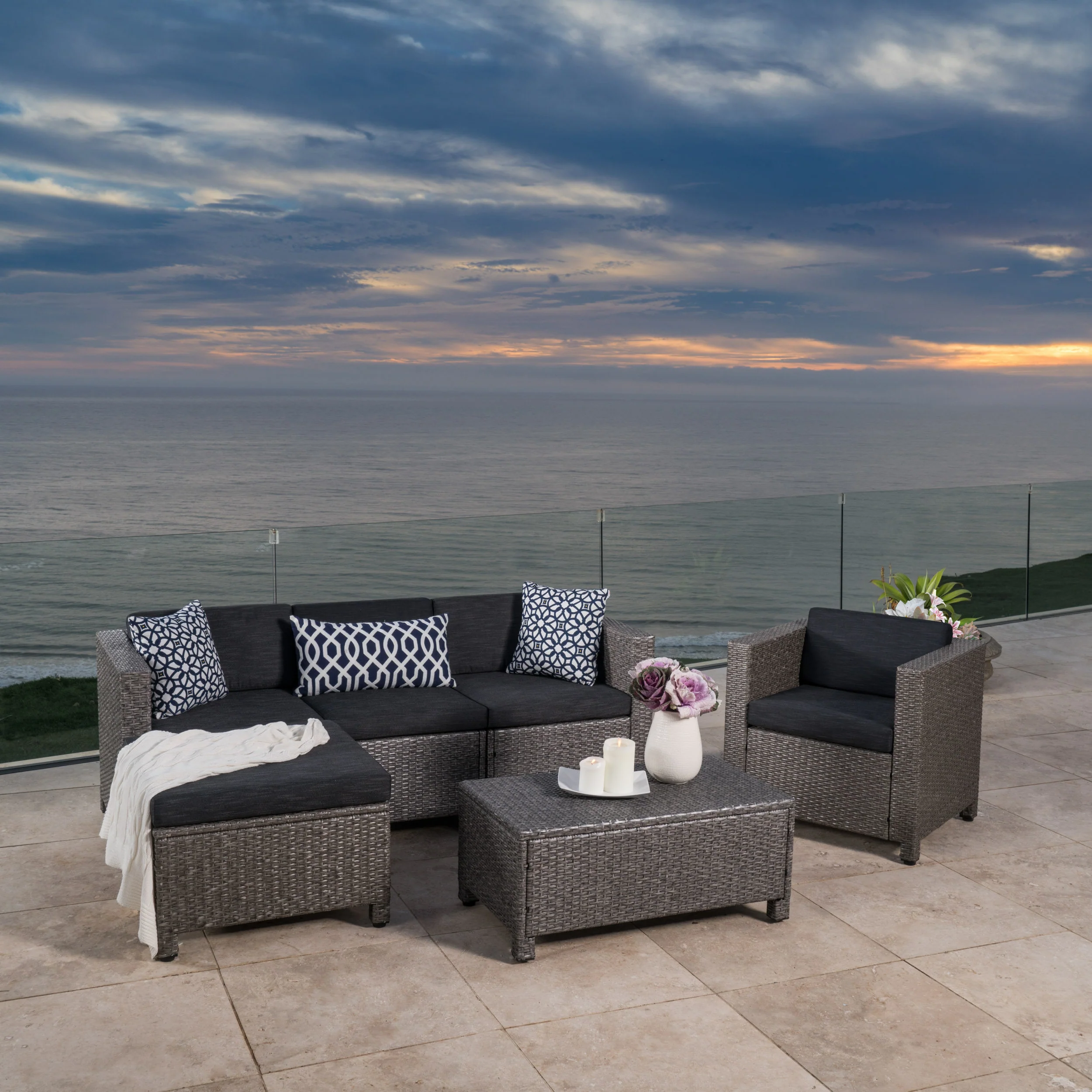 Venice 4-5-Seater Outdoor Sectional with Coffee Table - furnishings