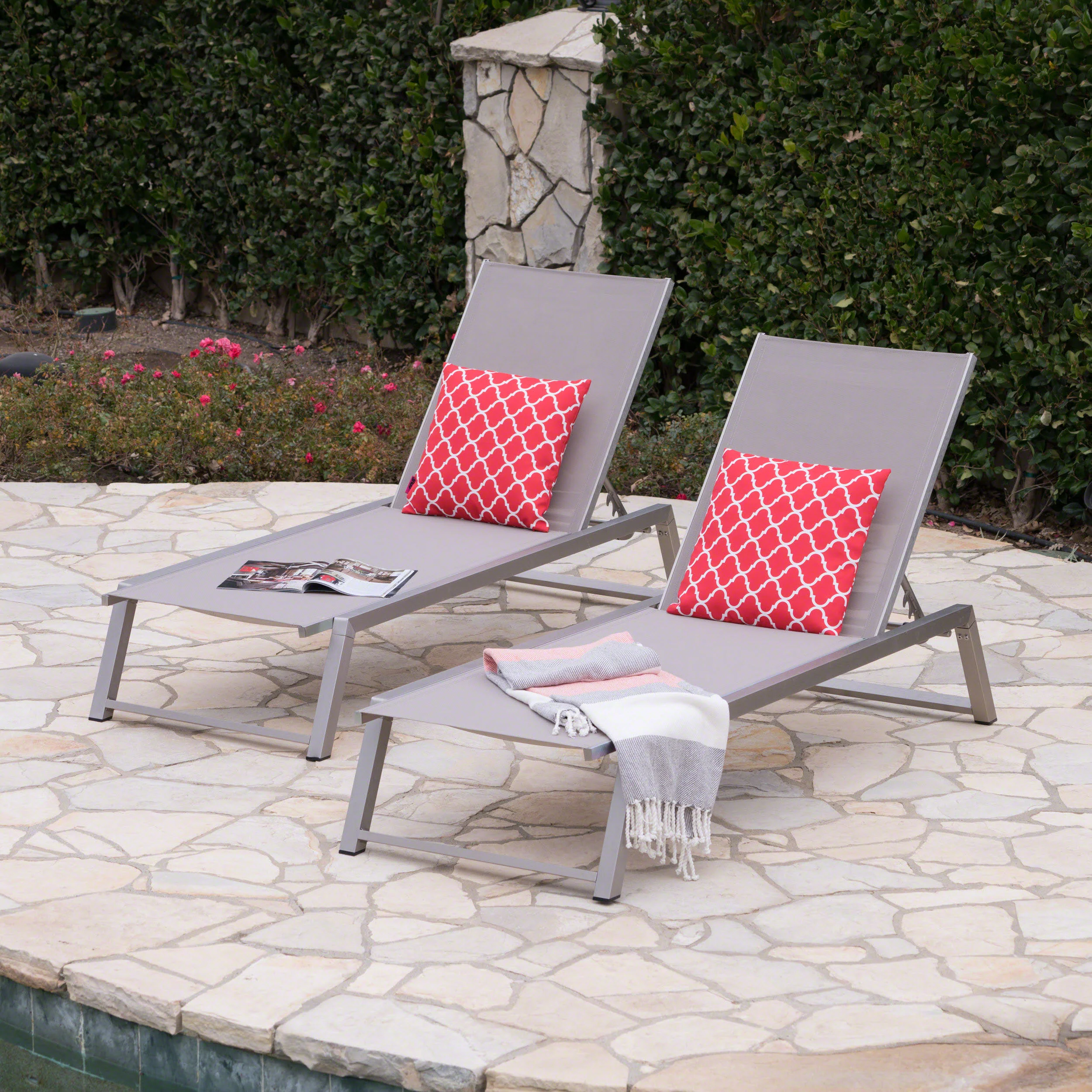 Santa Monica Outdoor Gray Mesh Chaise Lounge with Grey Finished Aluminum Frame - furnishings