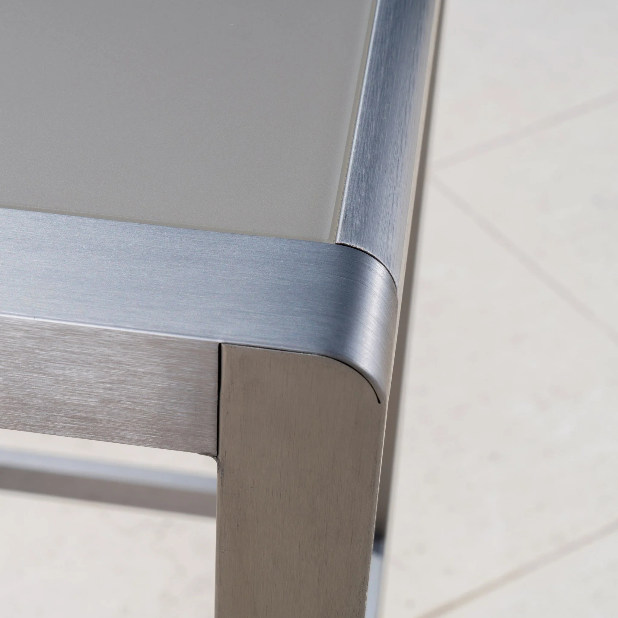 Outdoor Aluminum 5 Piece Bar Set - furnishings