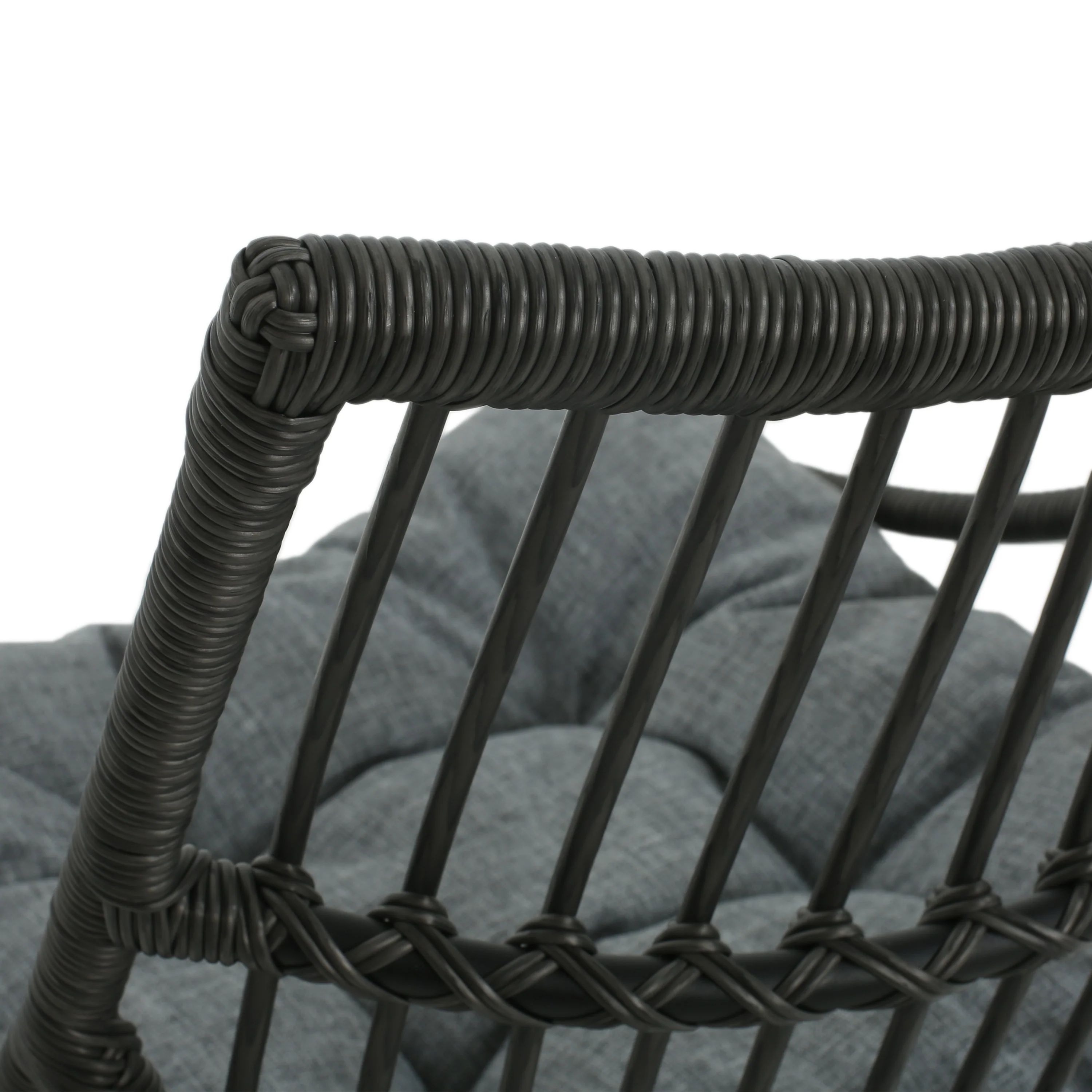 Apulia Wicker Outdoor Lounge Chair with Cushions - furnishings