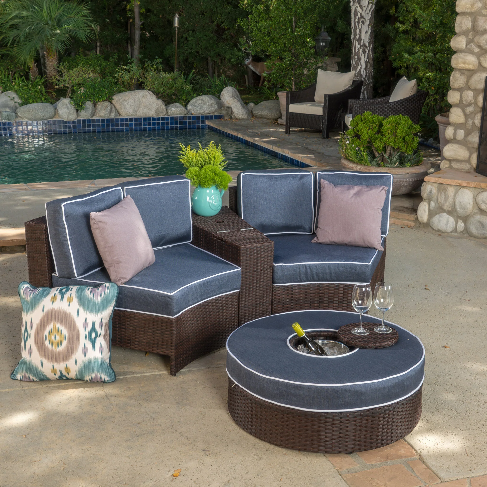 Riviera 4pc Outdoor Chat Set w/ Storage Trunk & Ice Bucket - furnishings