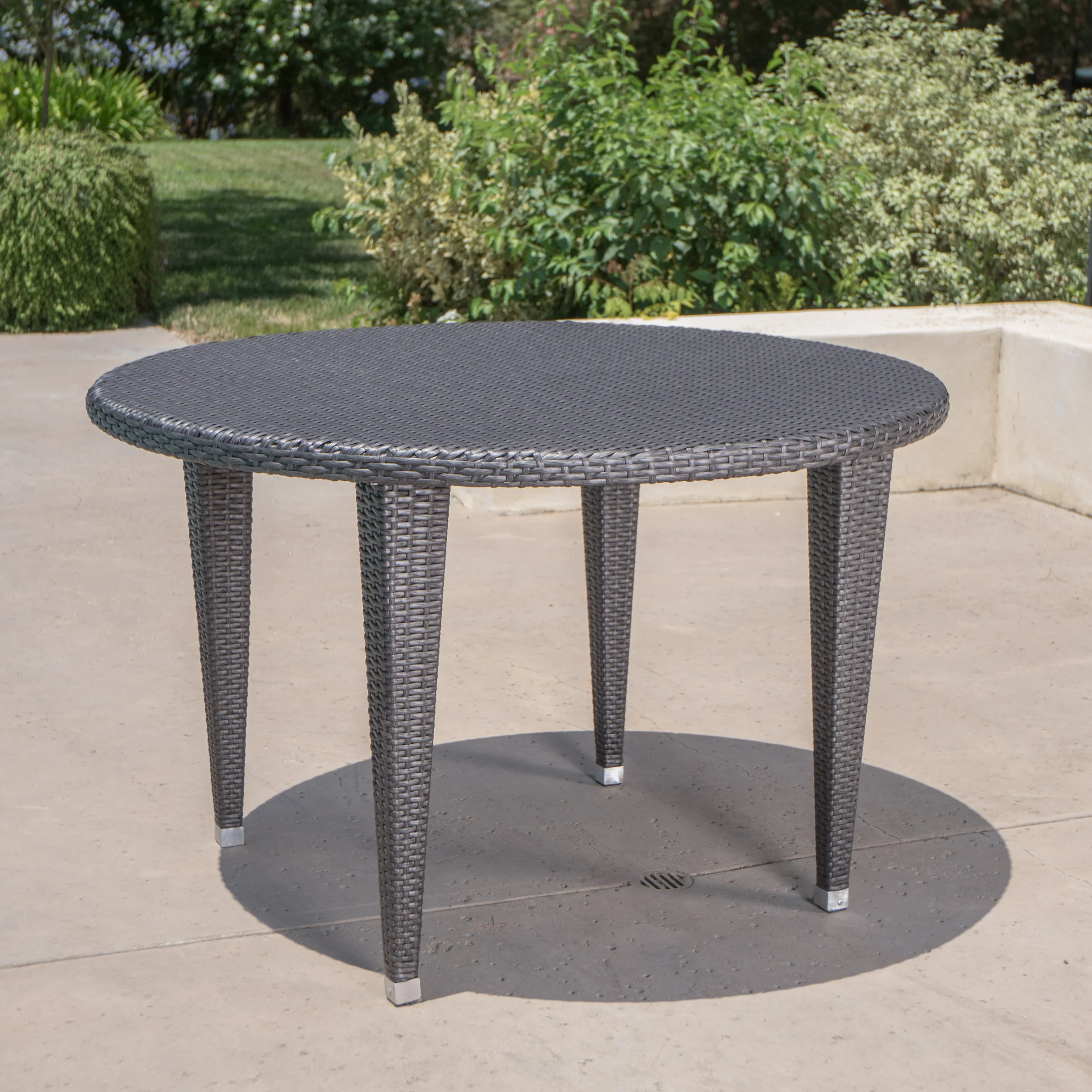 Dunedain Outdoor Round Wicker Dining Table - furnishings