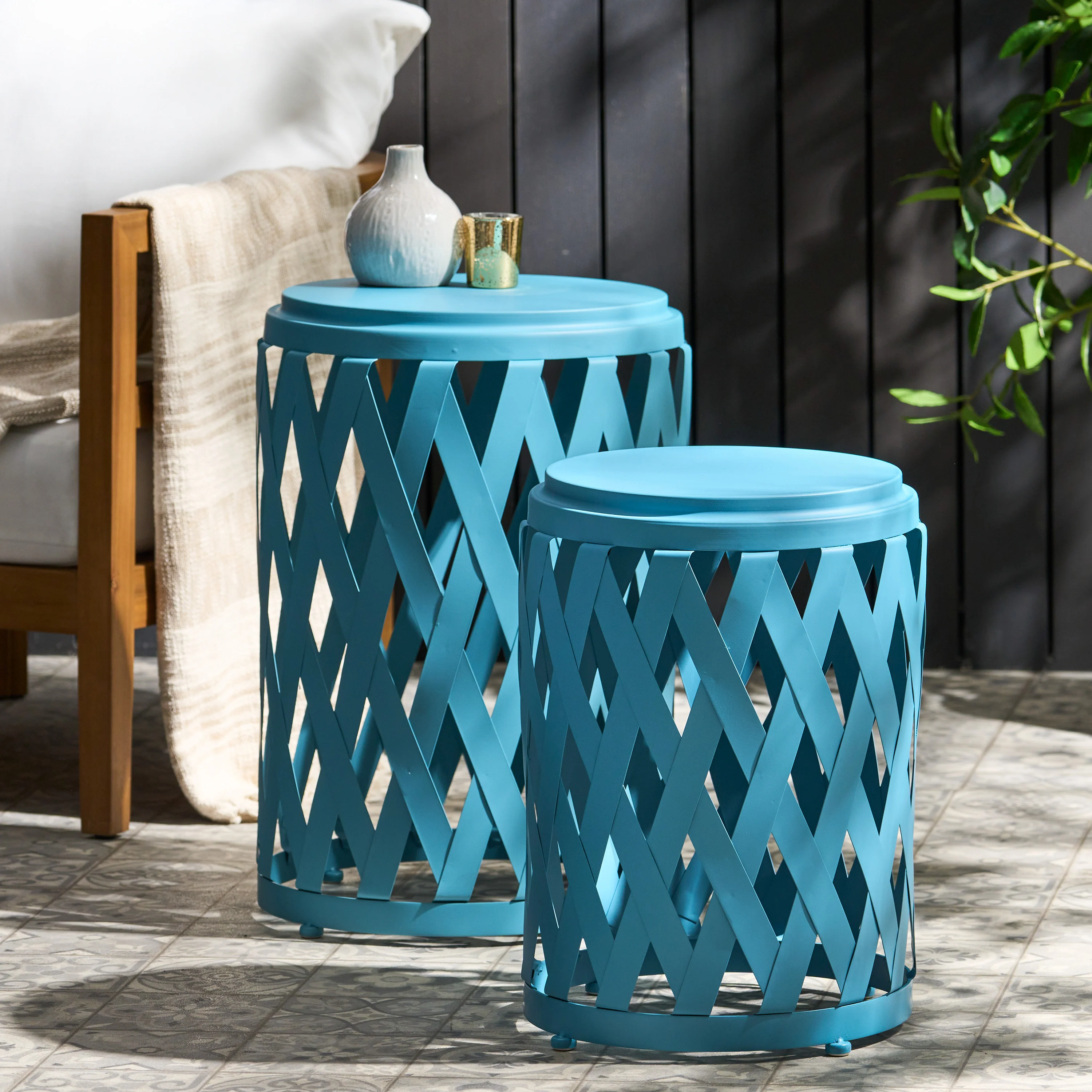 Ellen Nestable Outdoor Small and Large Iron Side Table Set (Set of 2) - furnishings