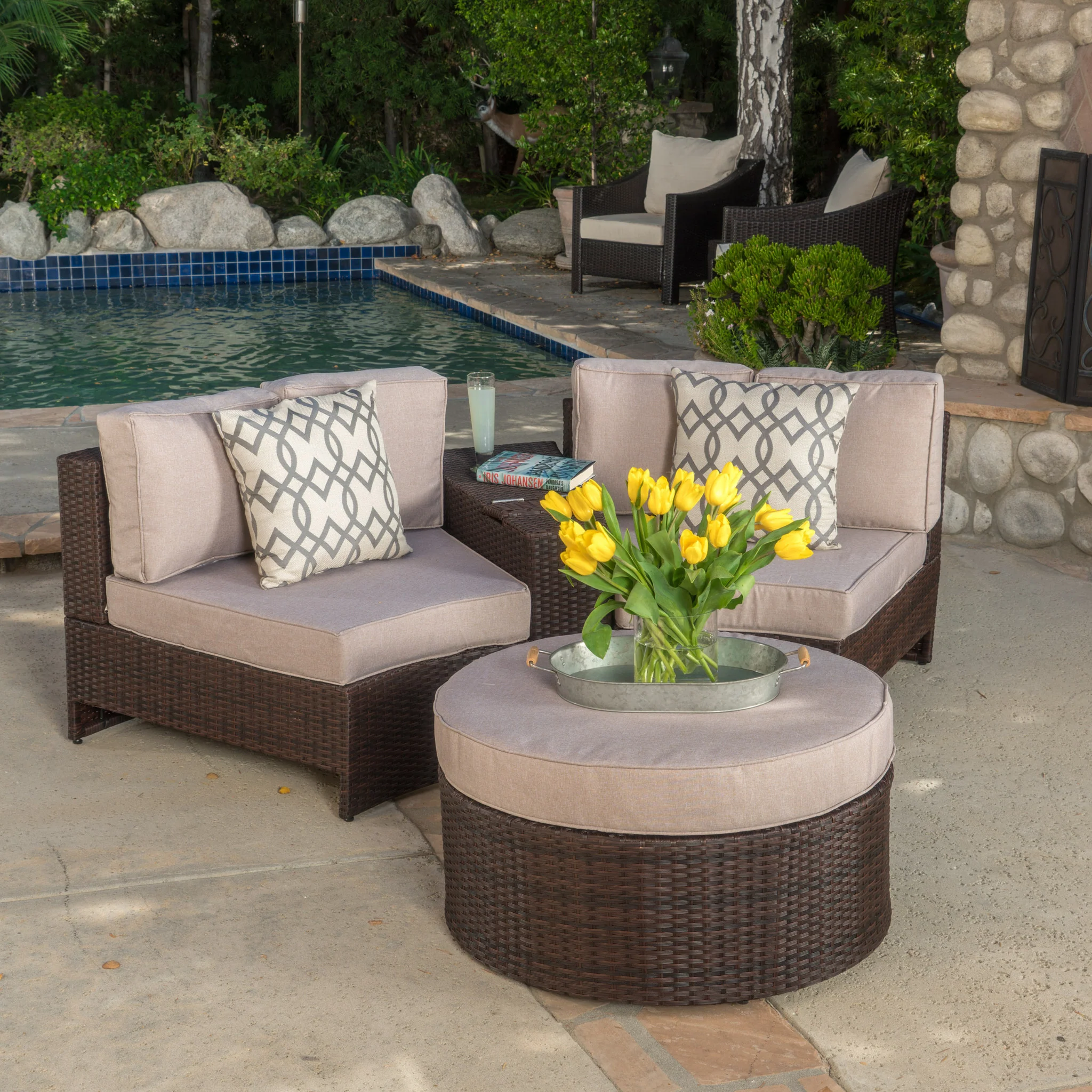 Riviera 4pc Outdoor Chat Set w/ Storage Trunk - furnishings